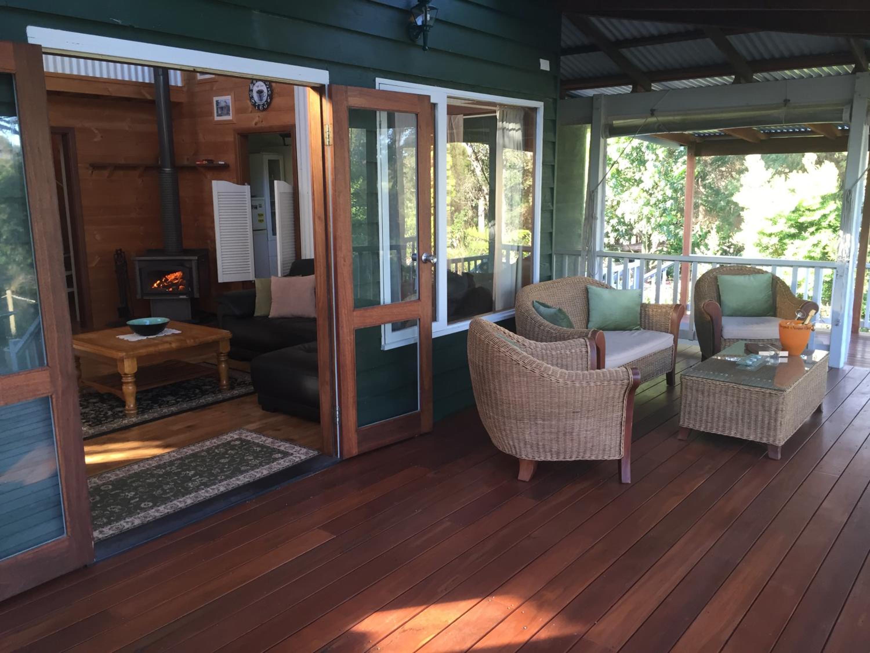 Lakeside Garden Chalet view 4