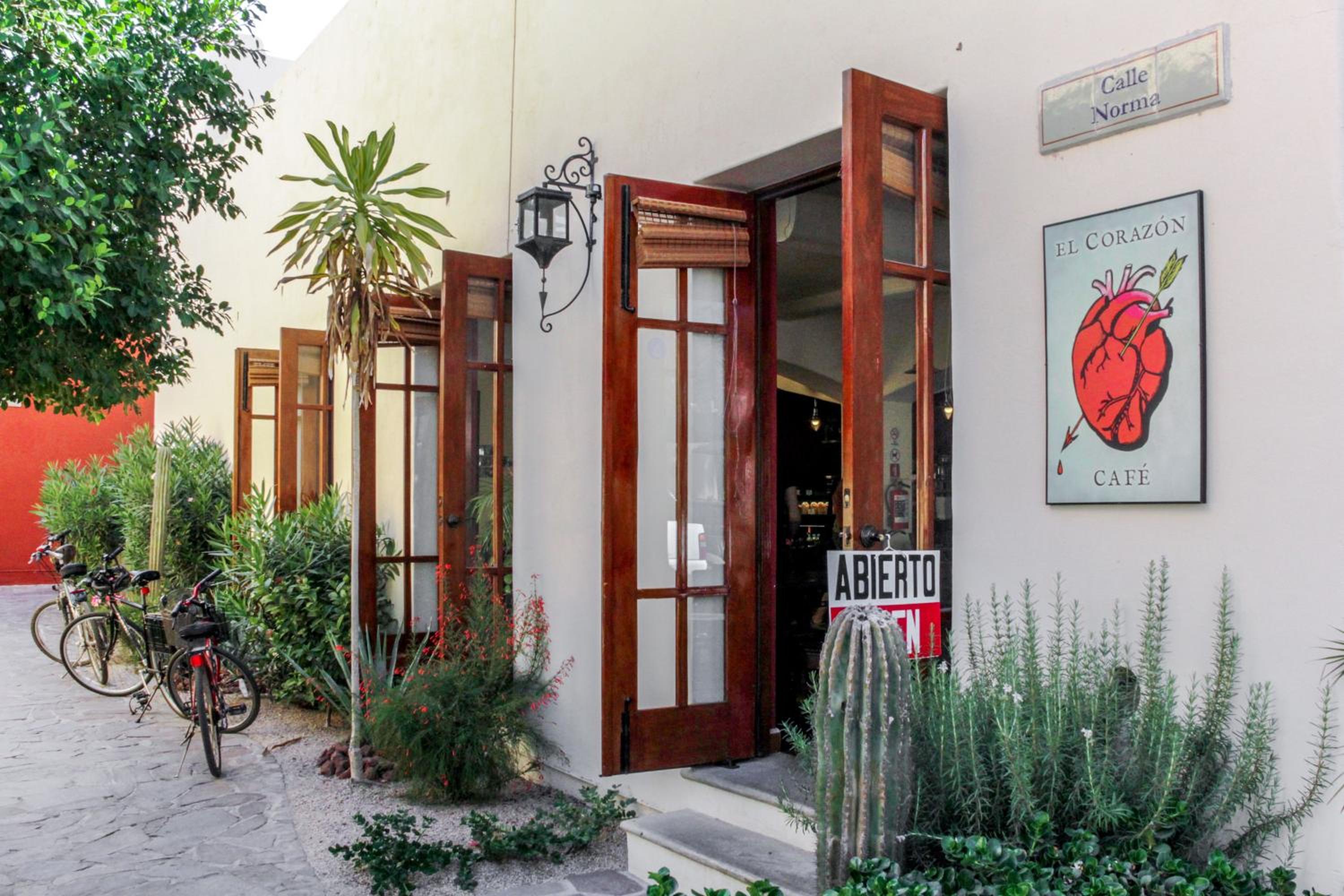 Casa la Bodega 533 at Founders