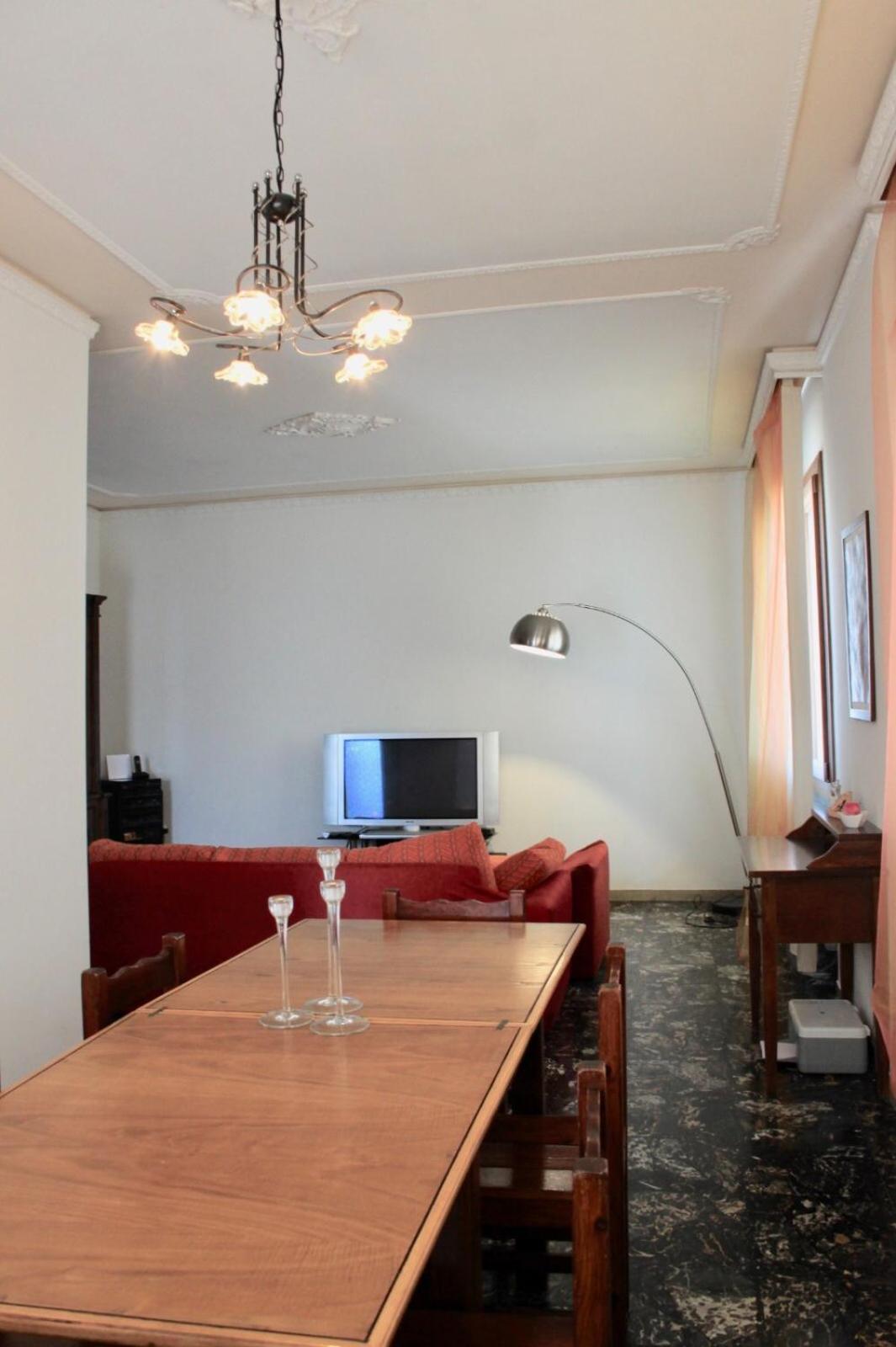 casa vacanza Pina view 3