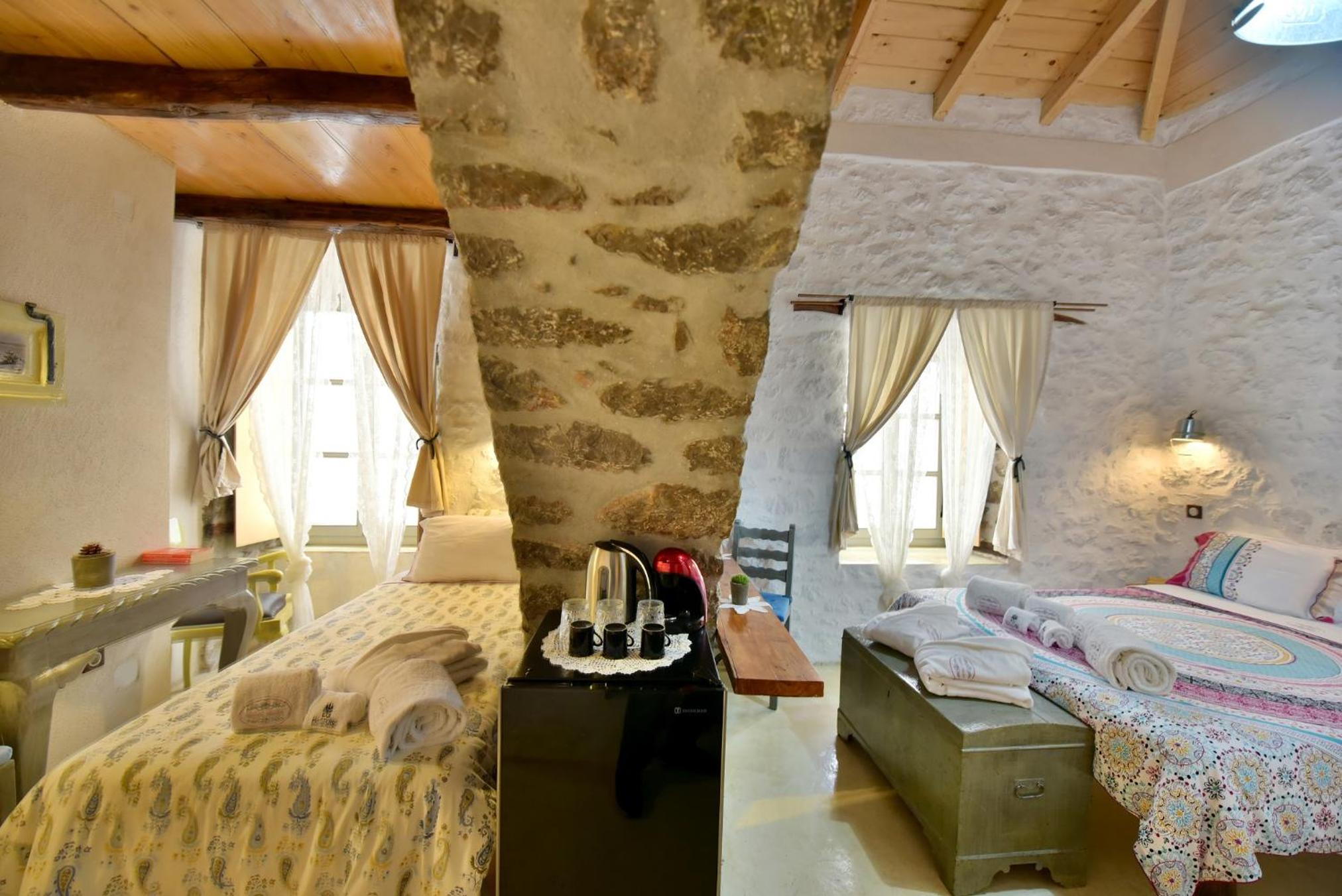 Mastoris Mansion