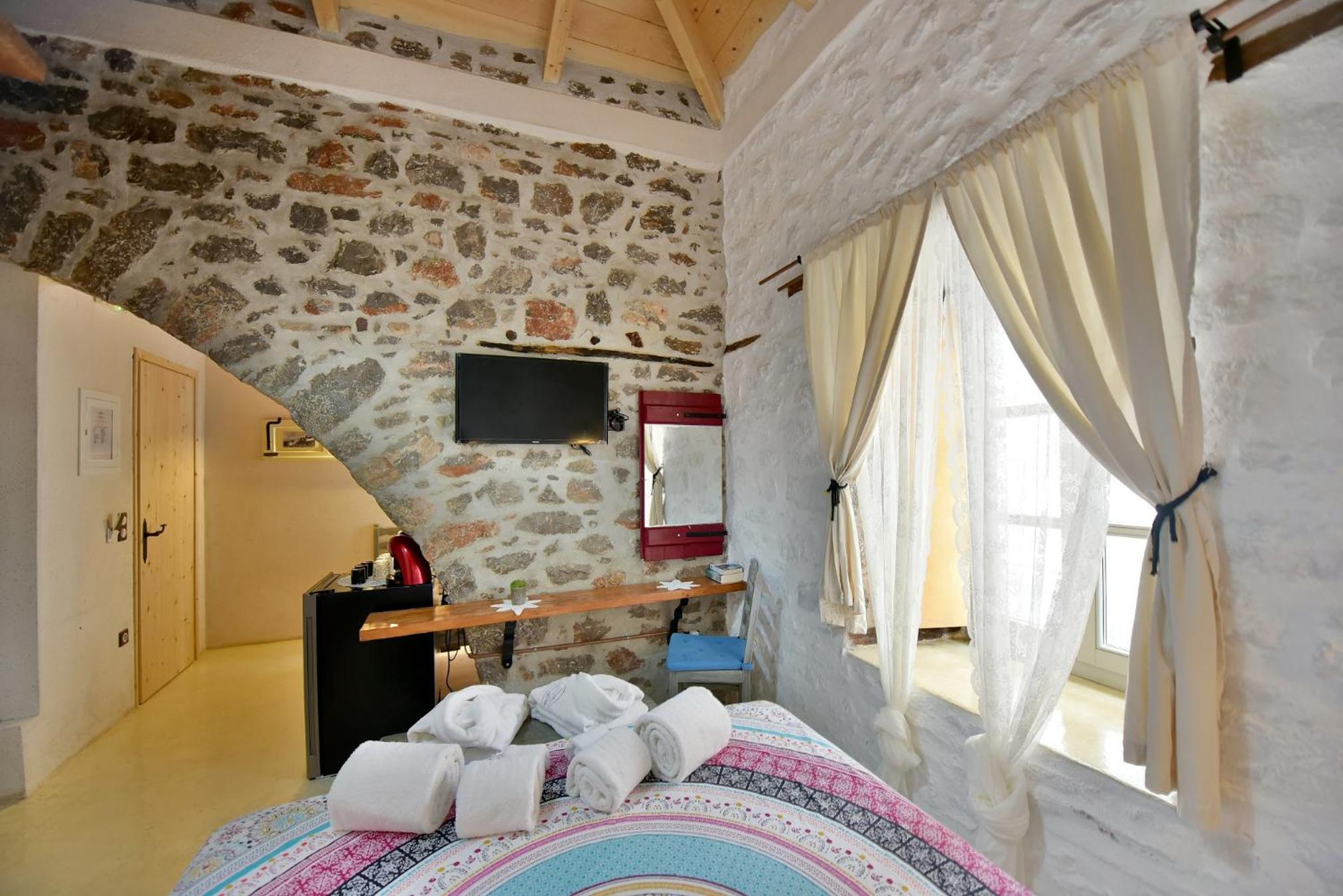Mastoris Mansion