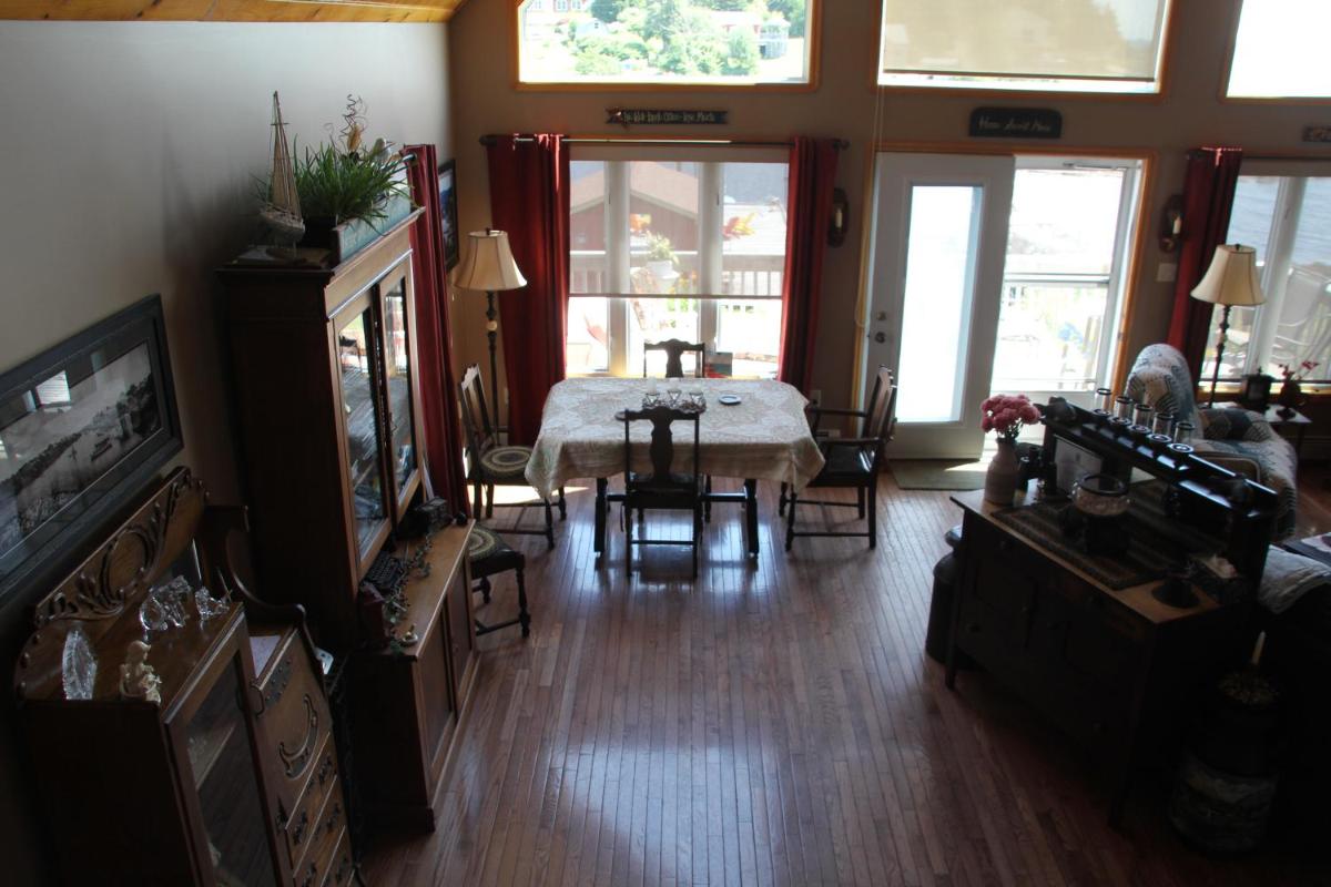 Sal's Bed and Breakfast by the Sea