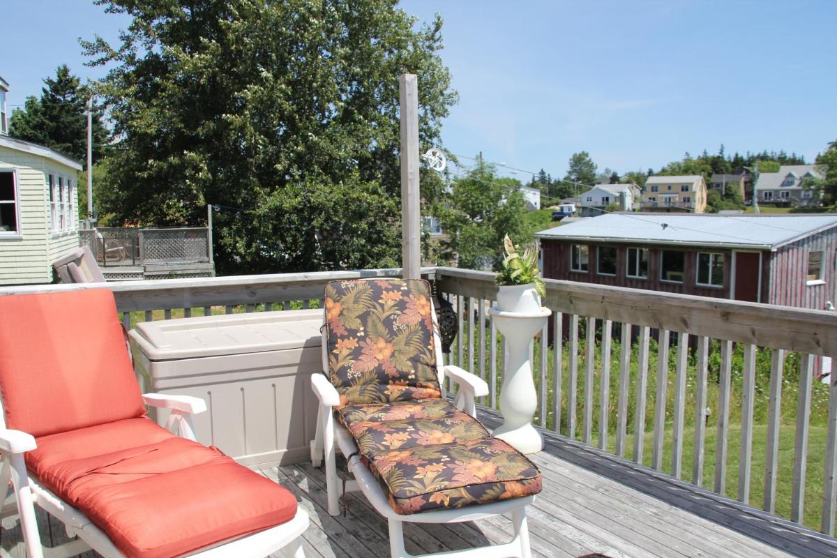 Sal's Bed and Breakfast by the Sea