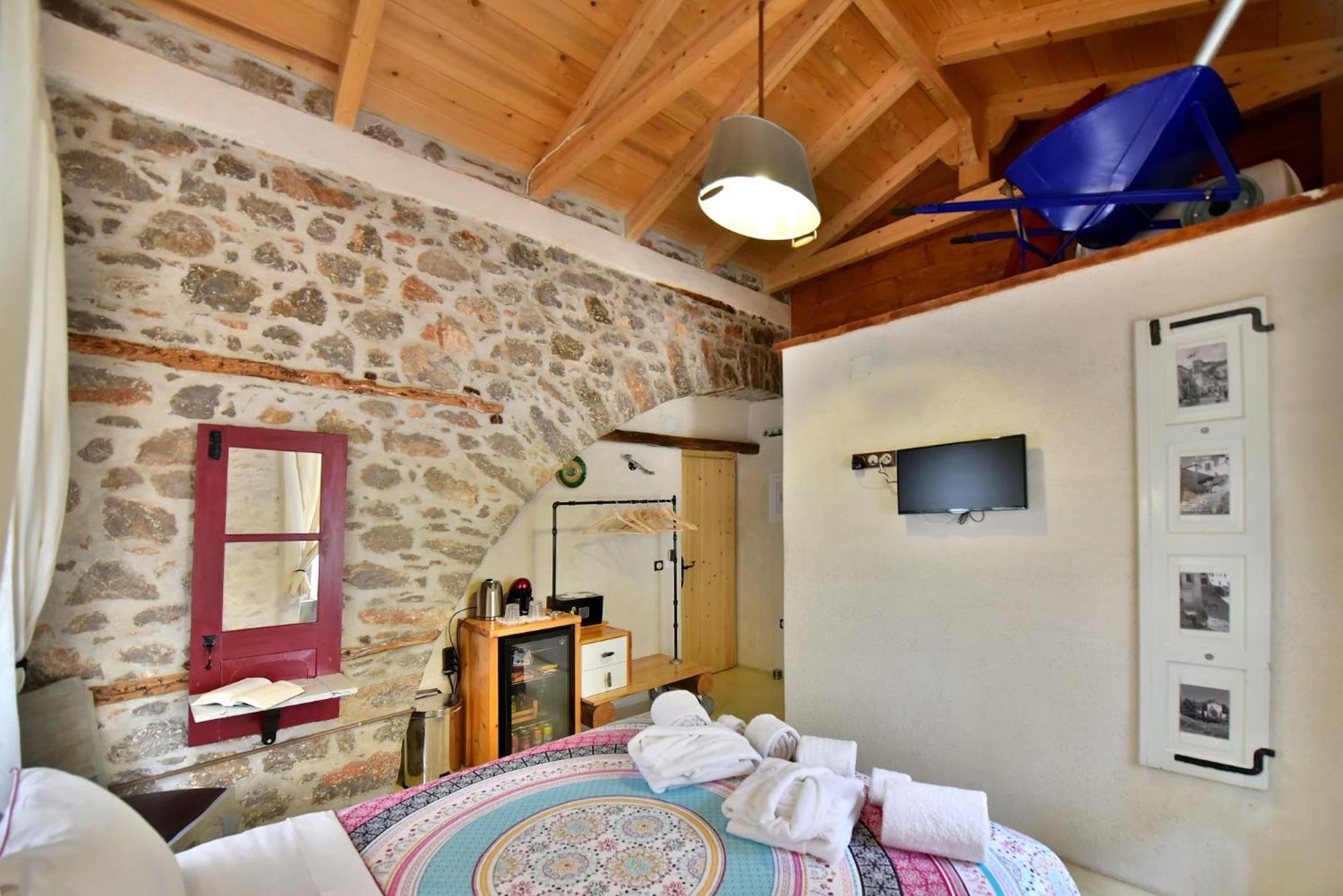 Mastoris Mansion