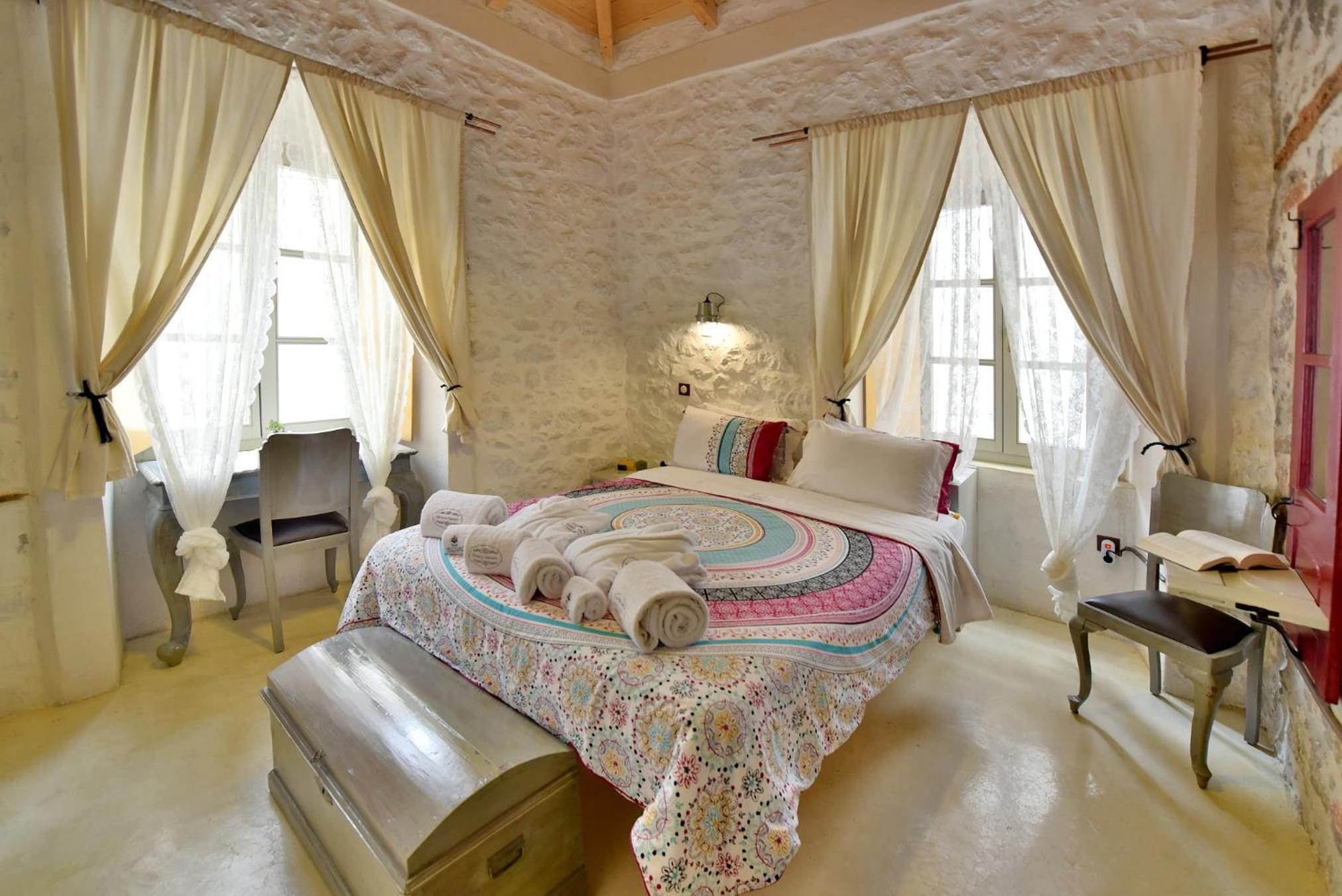 Mastoris Mansion