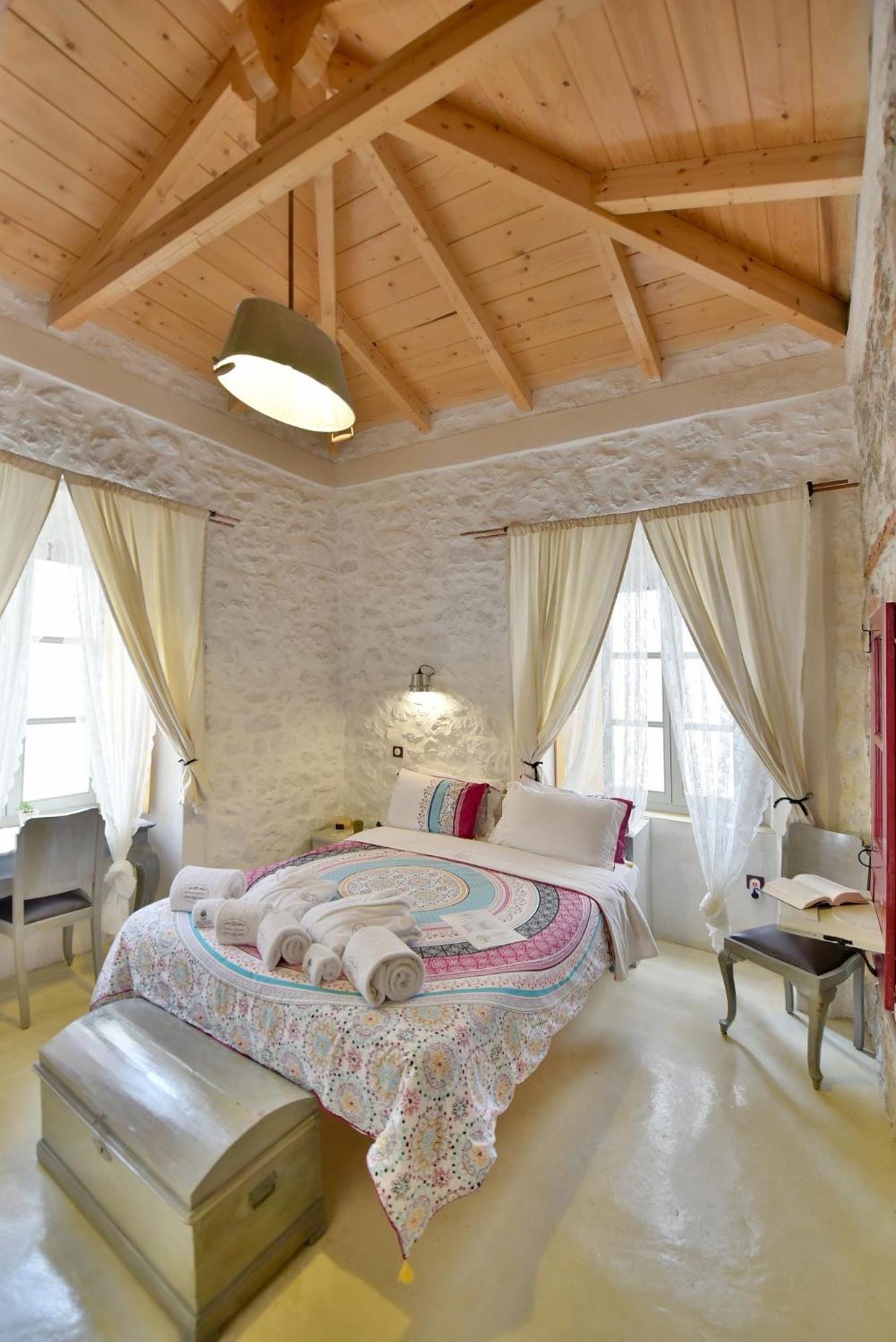 Mastoris Mansion