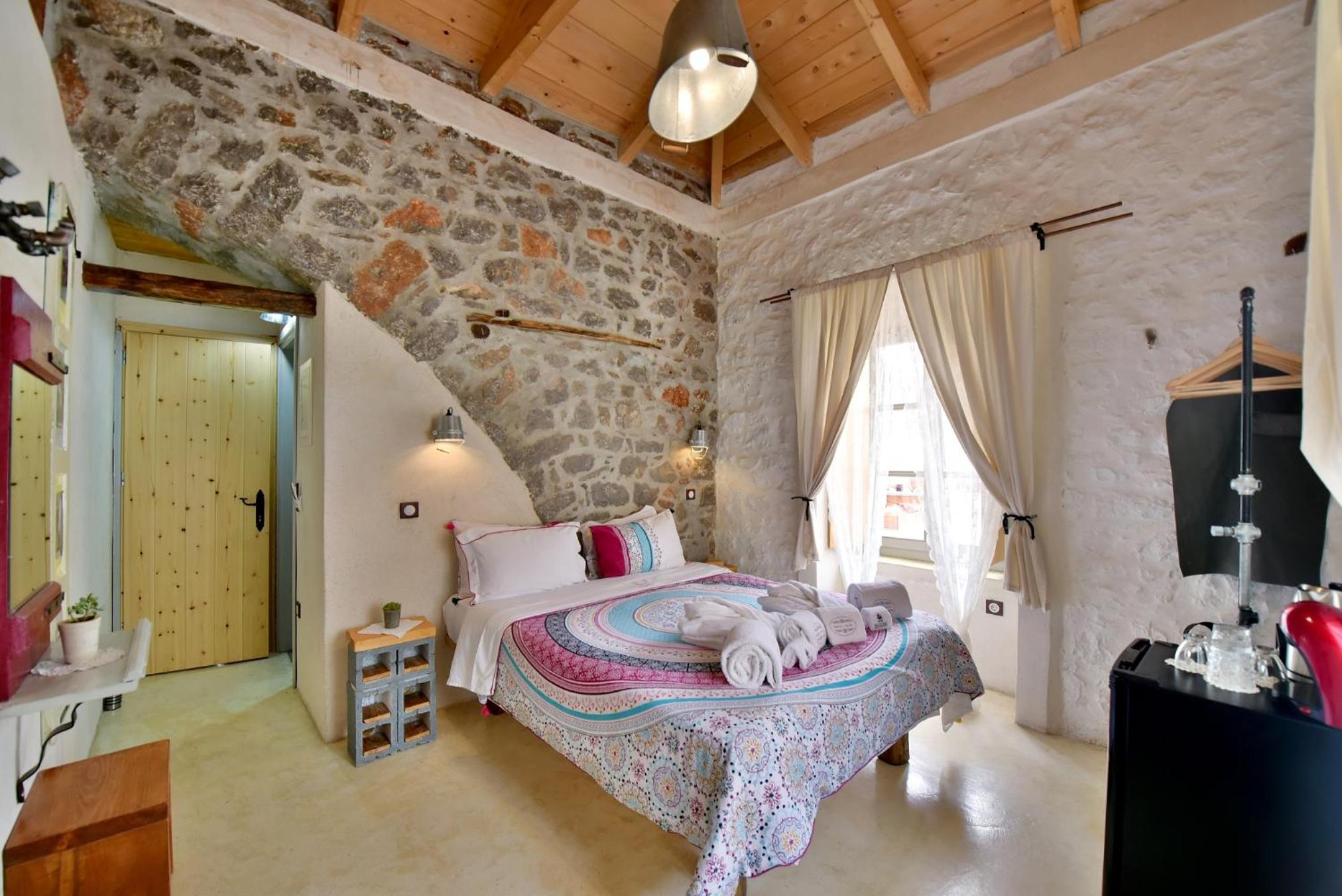 Mastoris Mansion