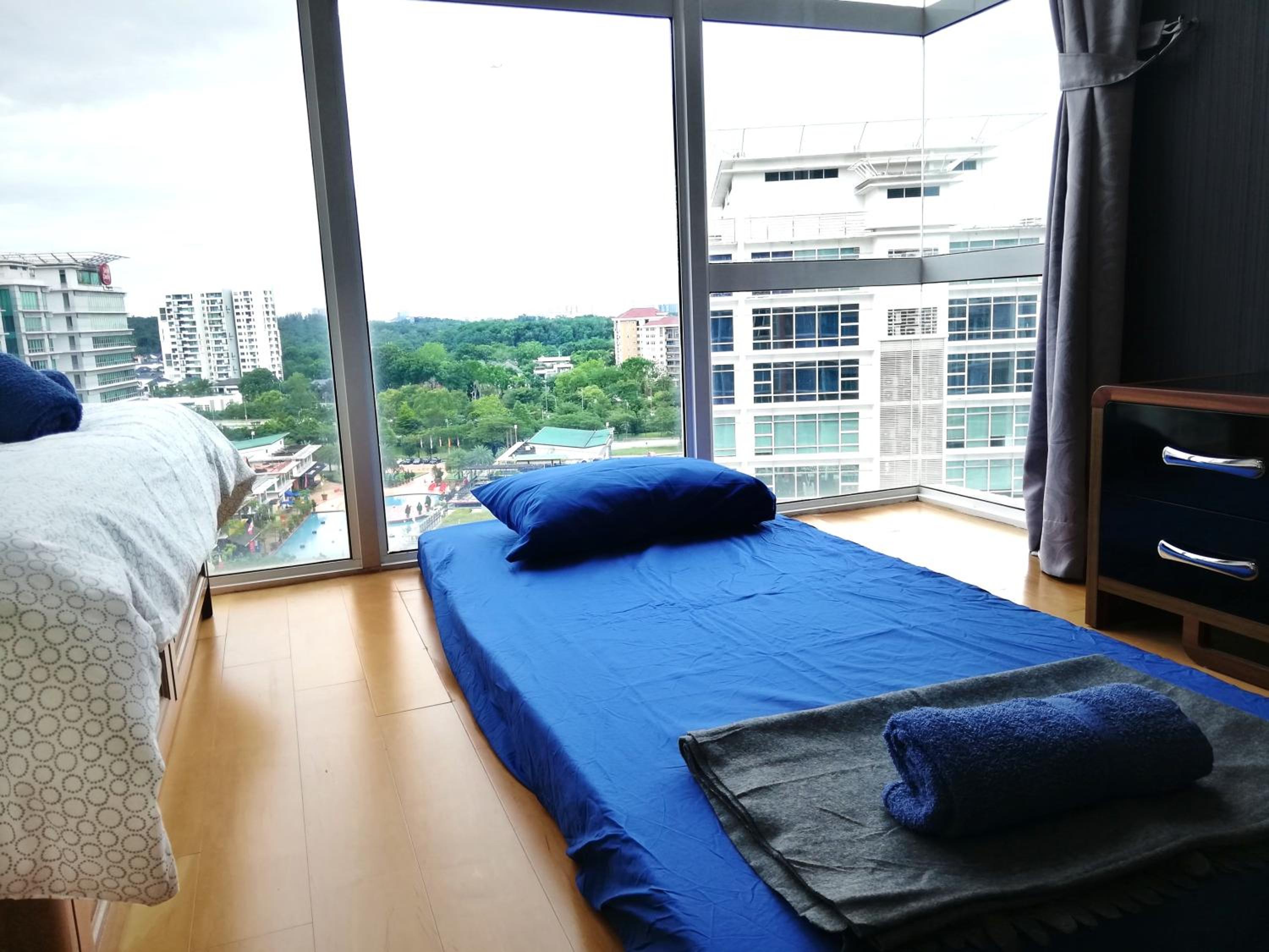 Ara Damansara Oasis Residence, Specious Home 4-8pax, 8min Subang Airport, 10min Sunway photo 5