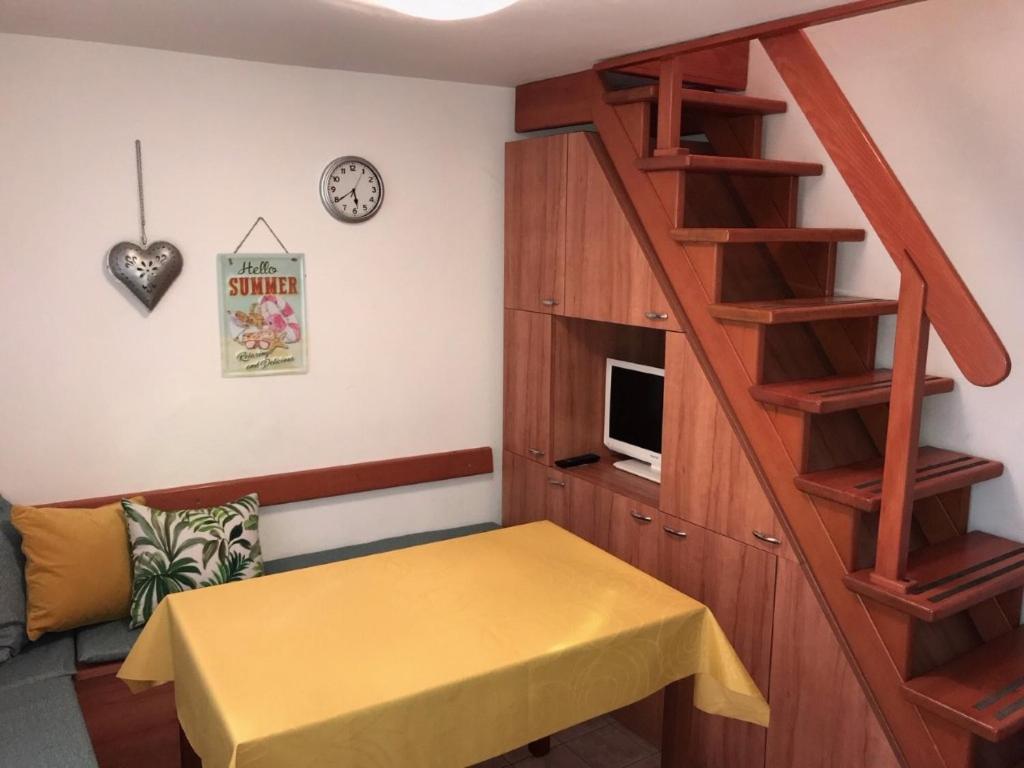 Studio SVETOZAR