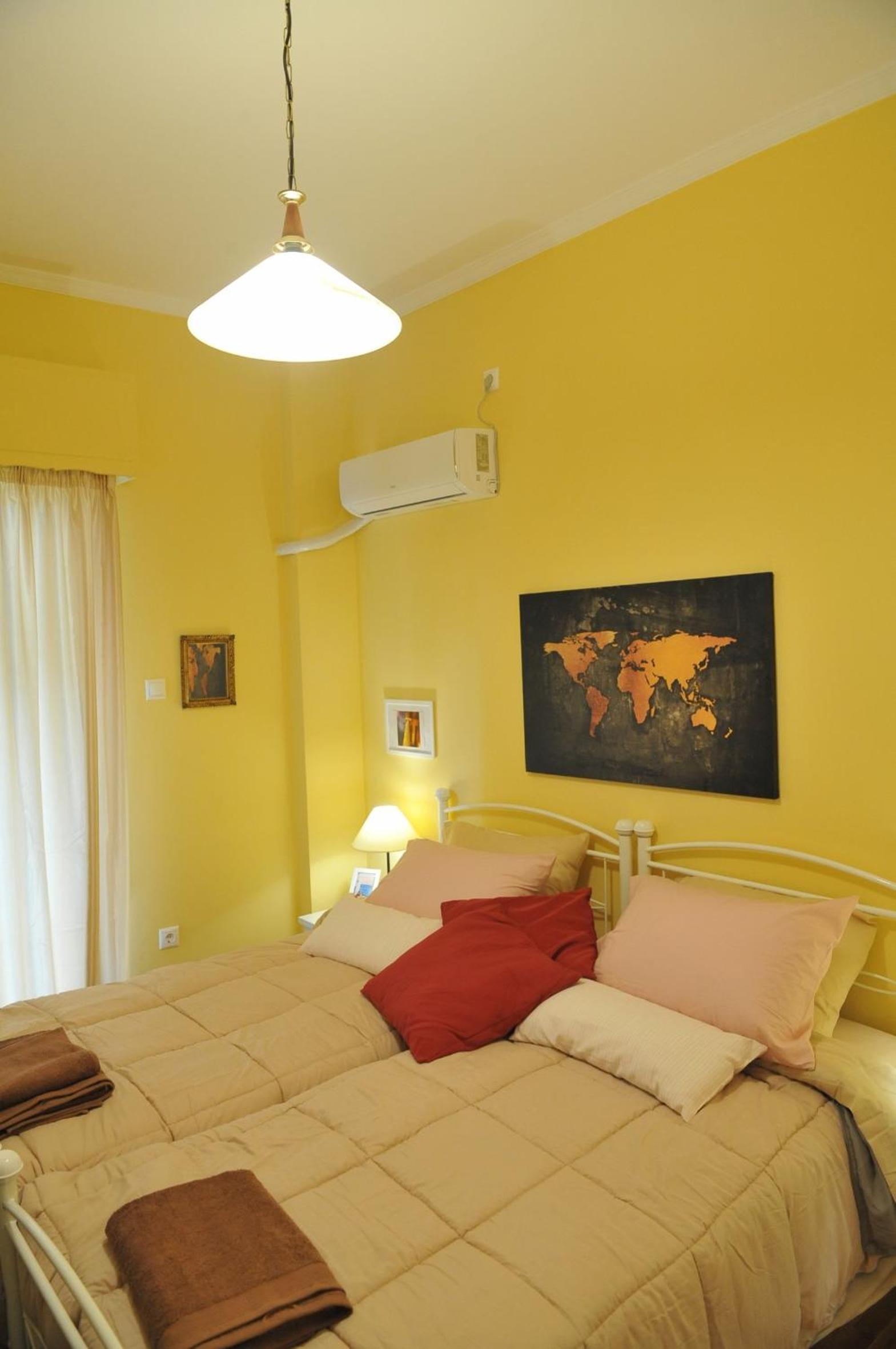 Cozy ACROPOLIS