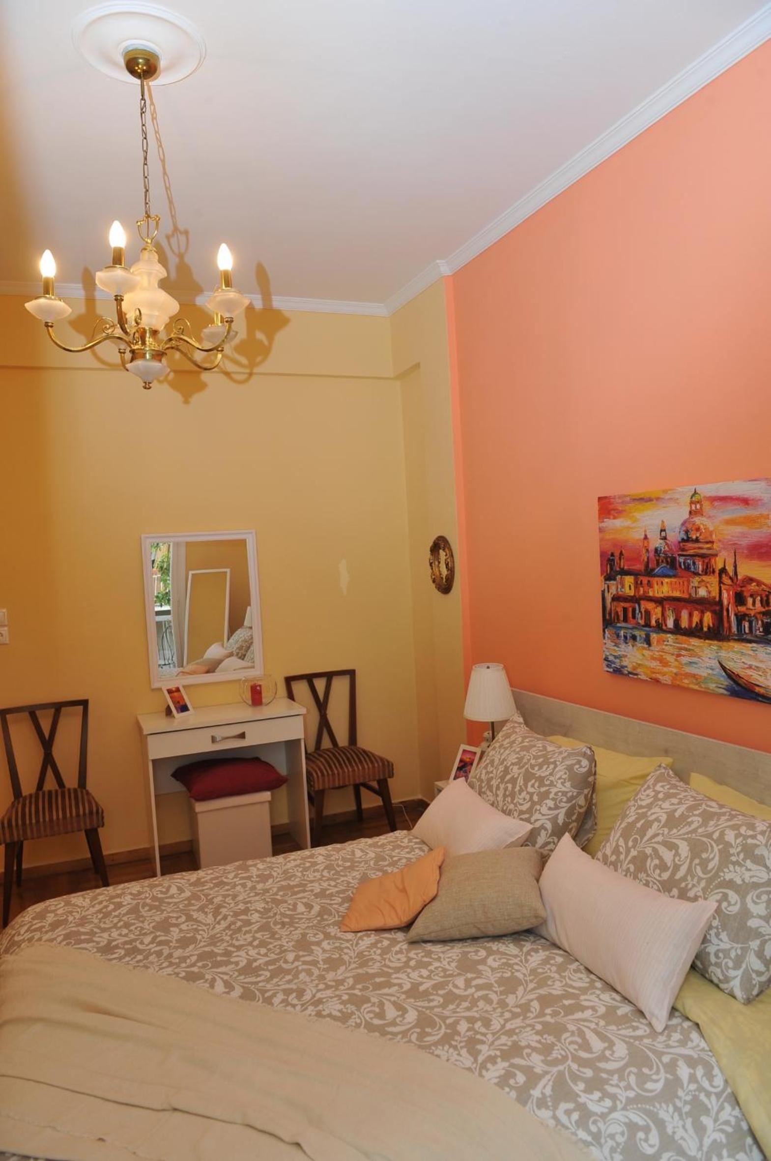 Cozy ACROPOLIS