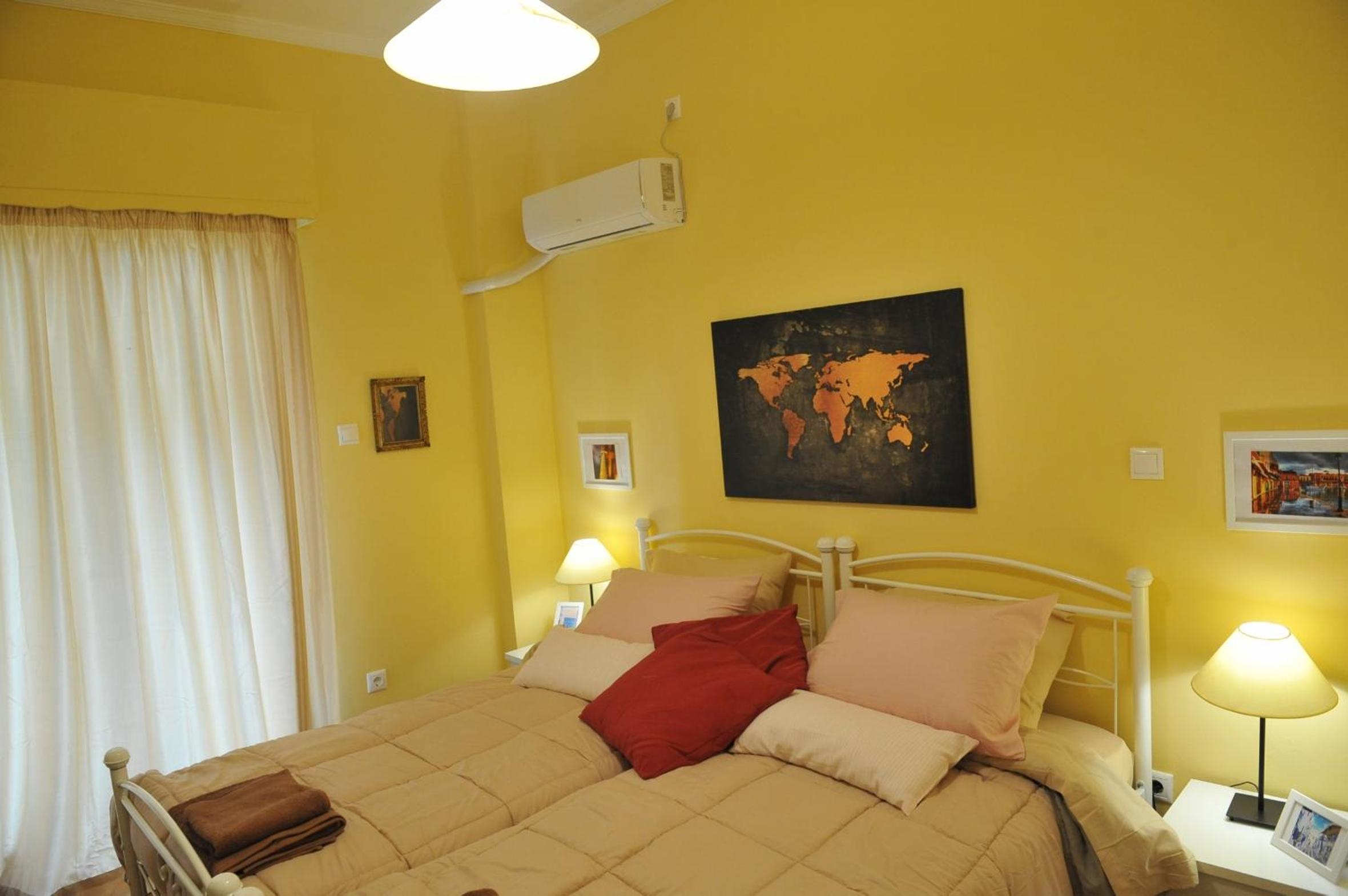 Cozy ACROPOLIS