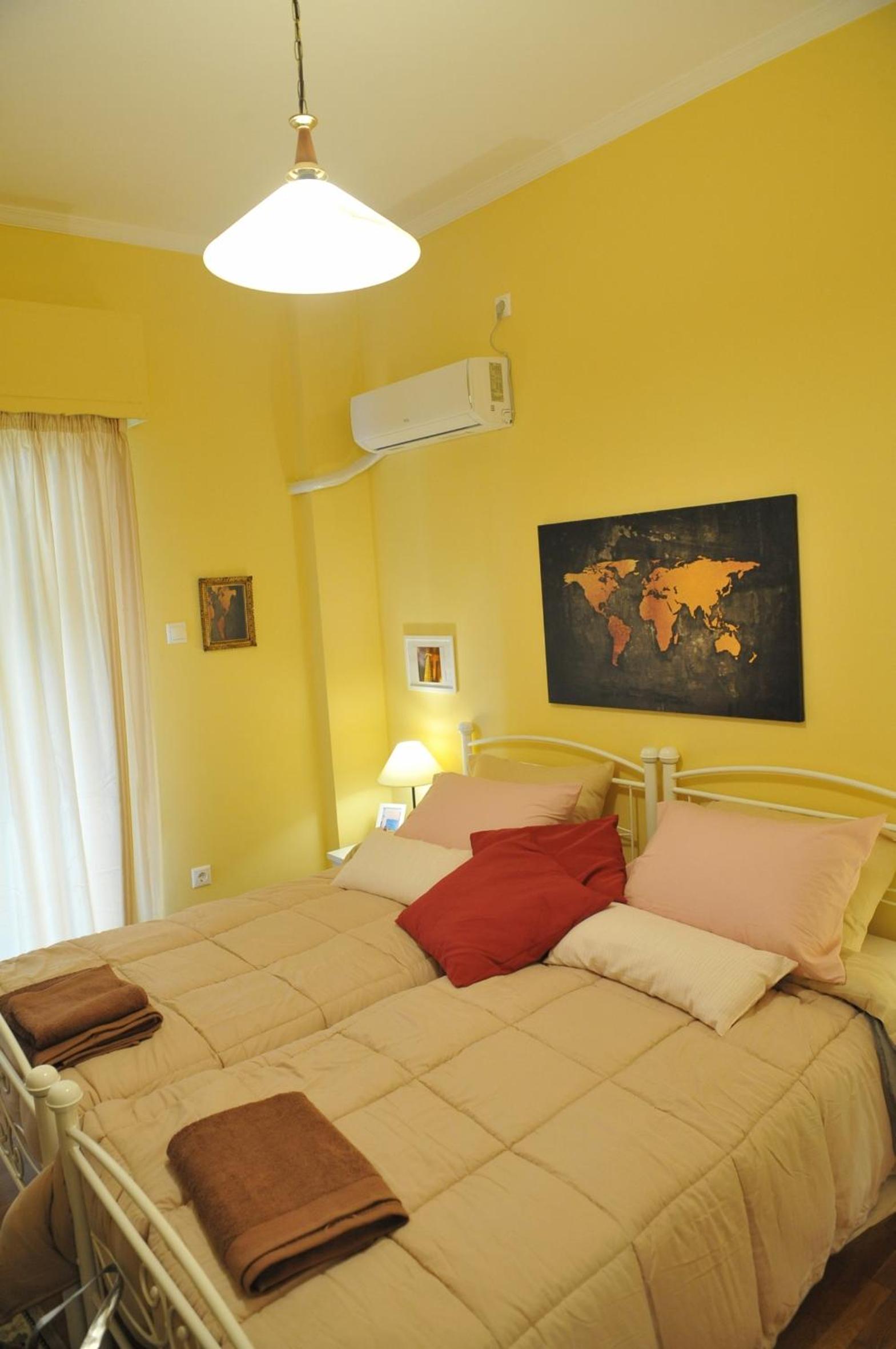 Cozy ACROPOLIS