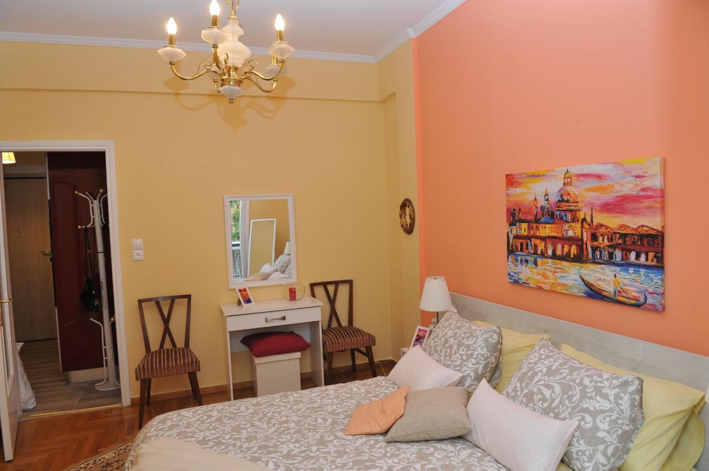 Cozy ACROPOLIS