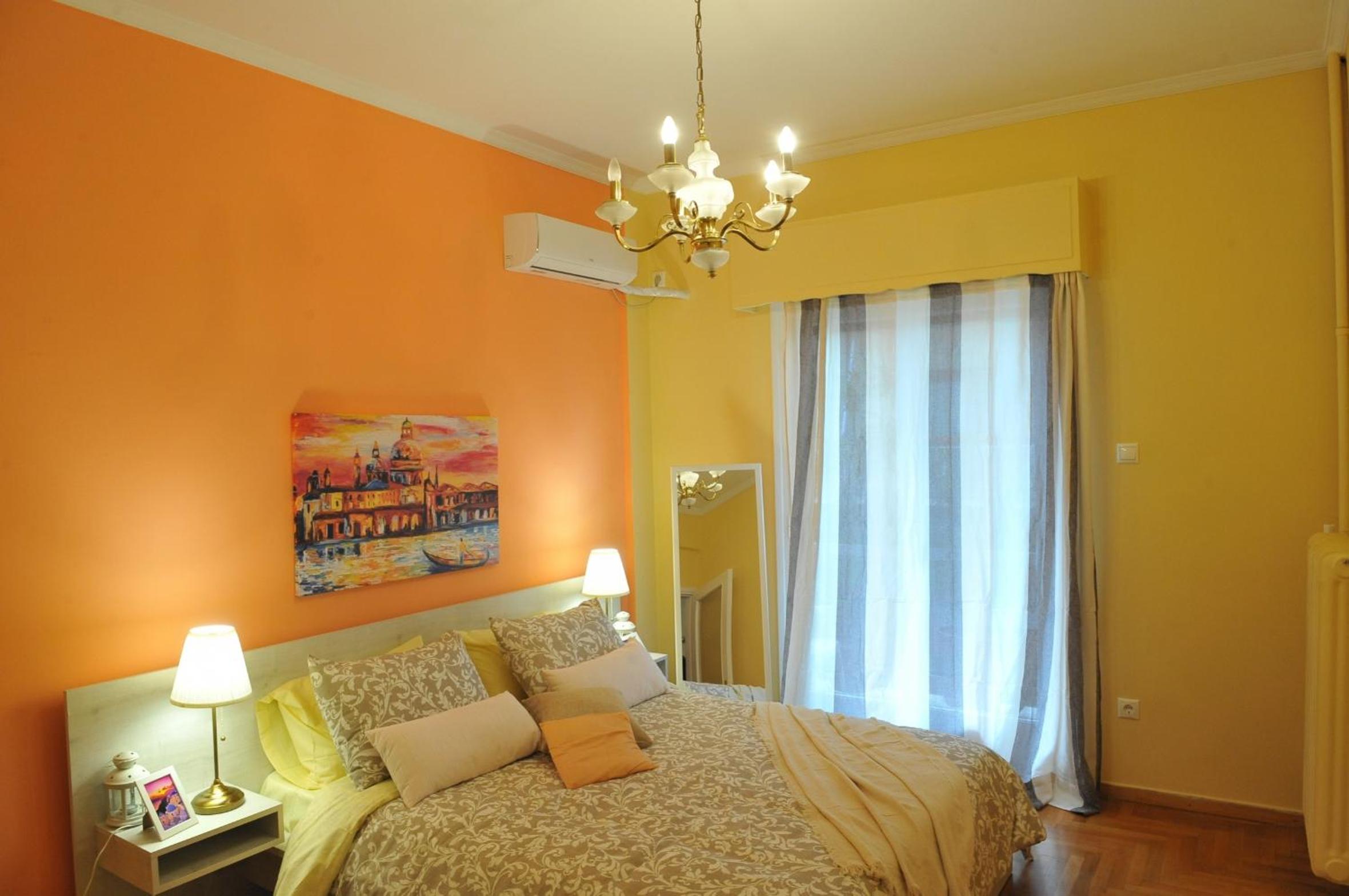 Cozy ACROPOLIS