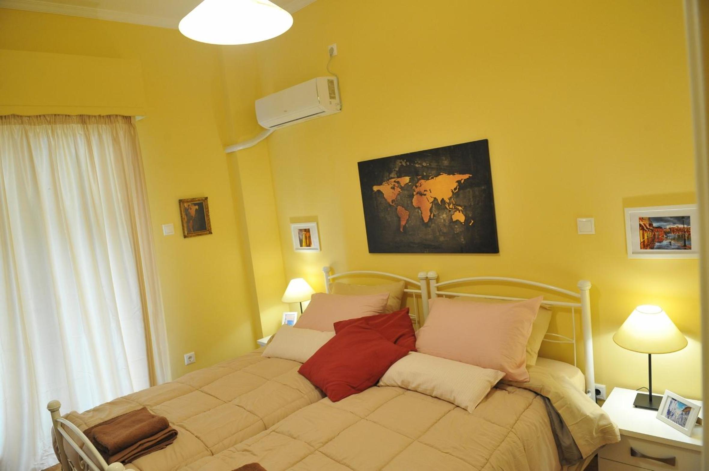 Cozy ACROPOLIS