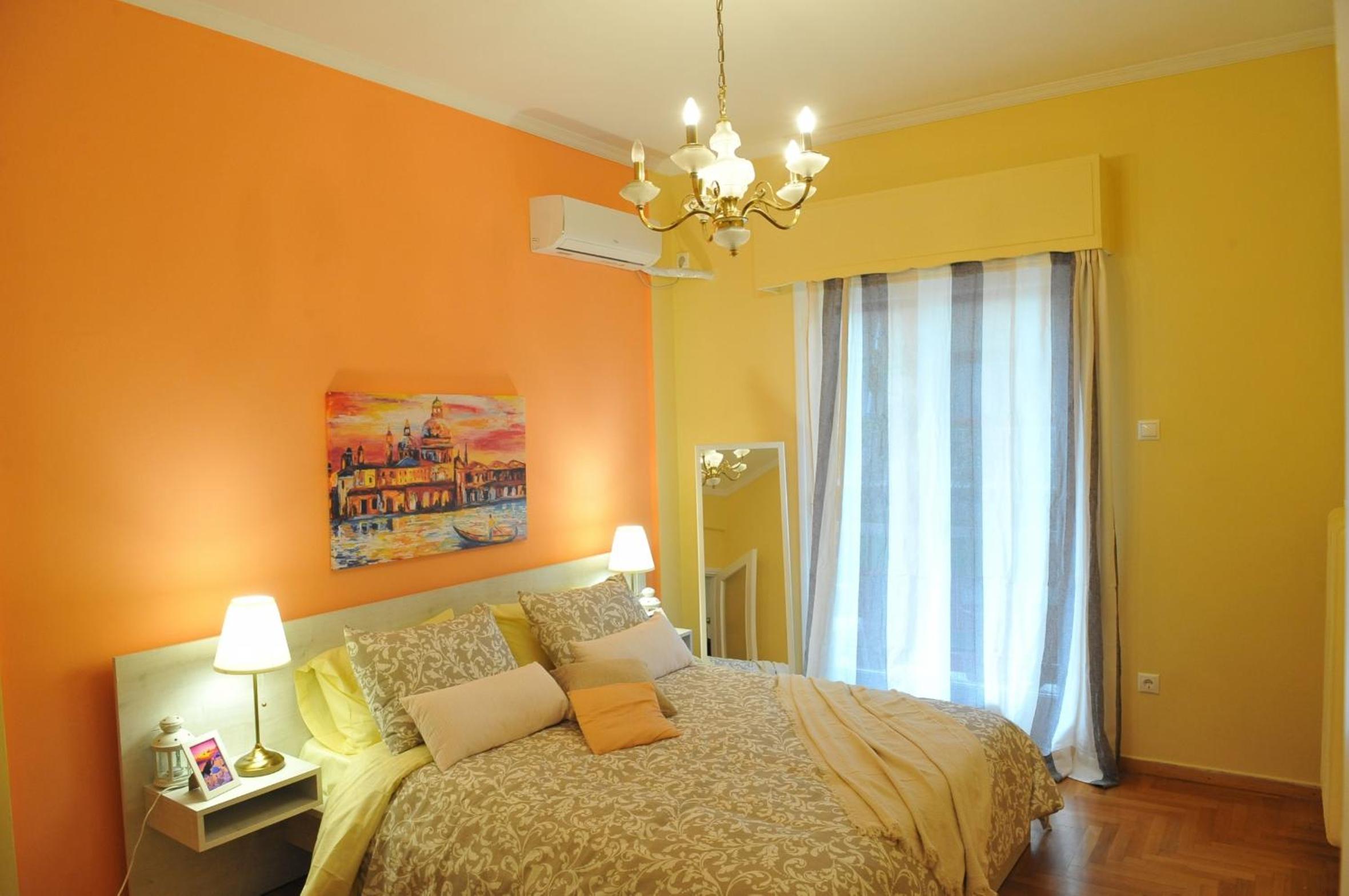 Cozy ACROPOLIS