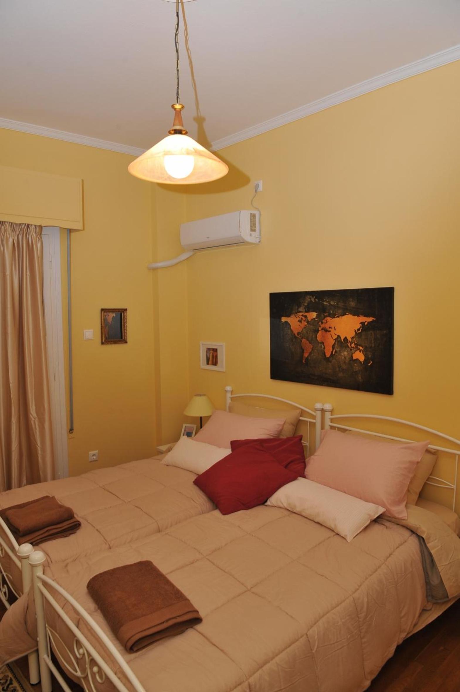 Cozy ACROPOLIS