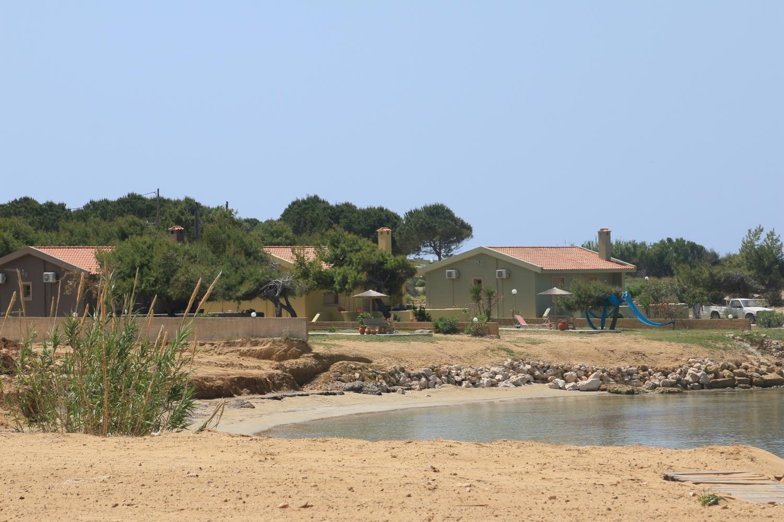 Minies Beach Villas
