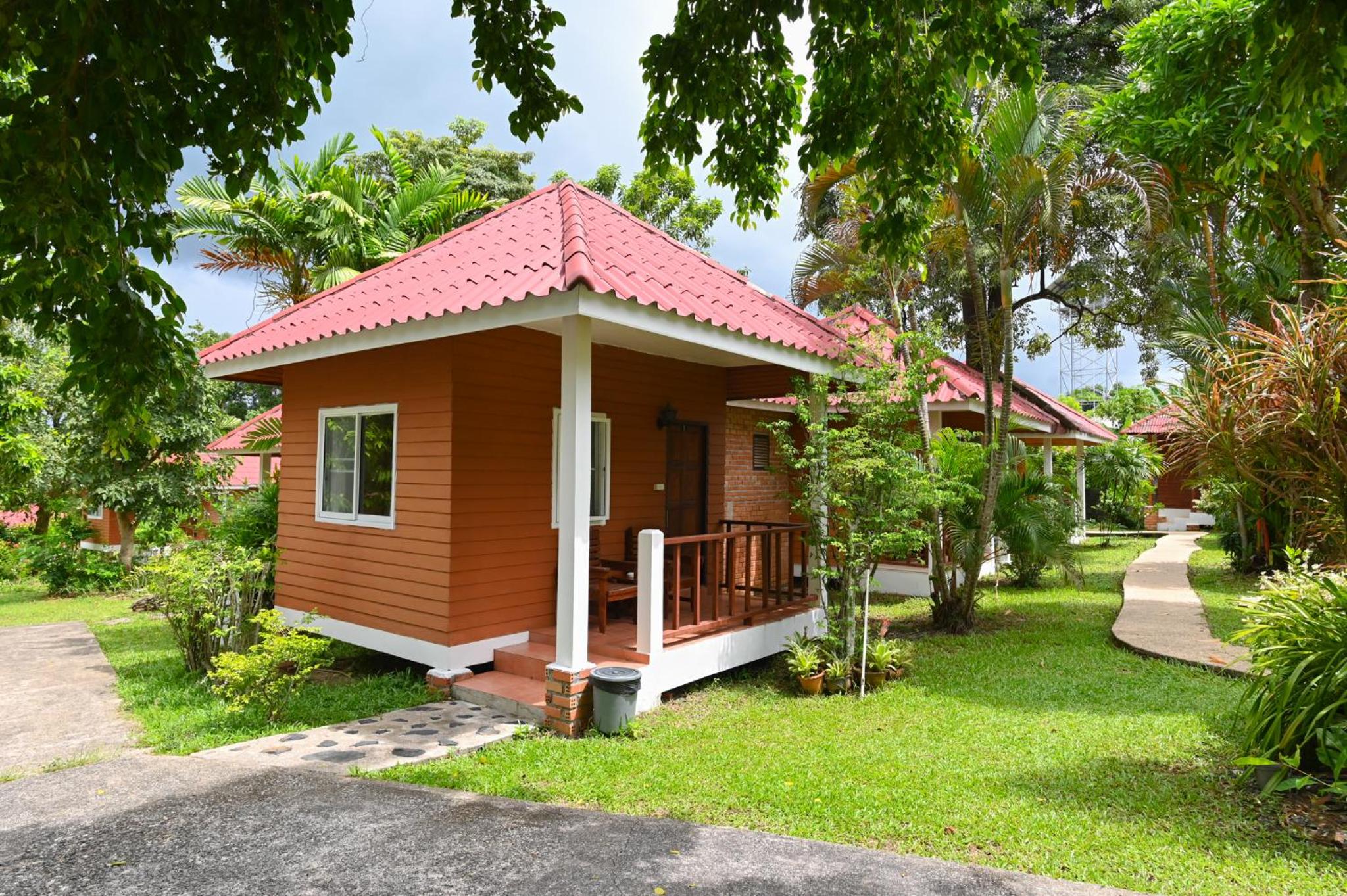 Krathom Khaolak Resort