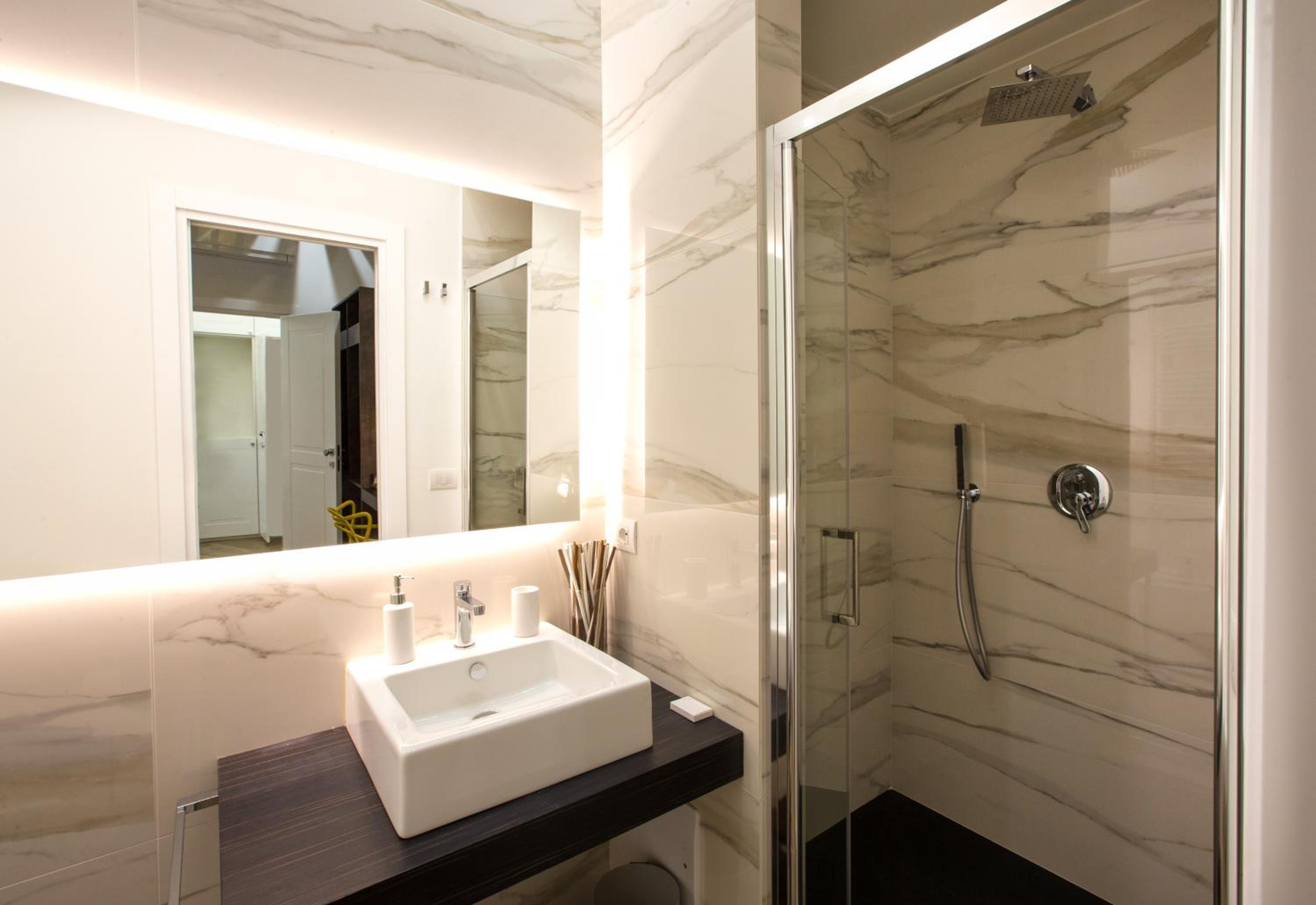 Umberto34-Luxury Home