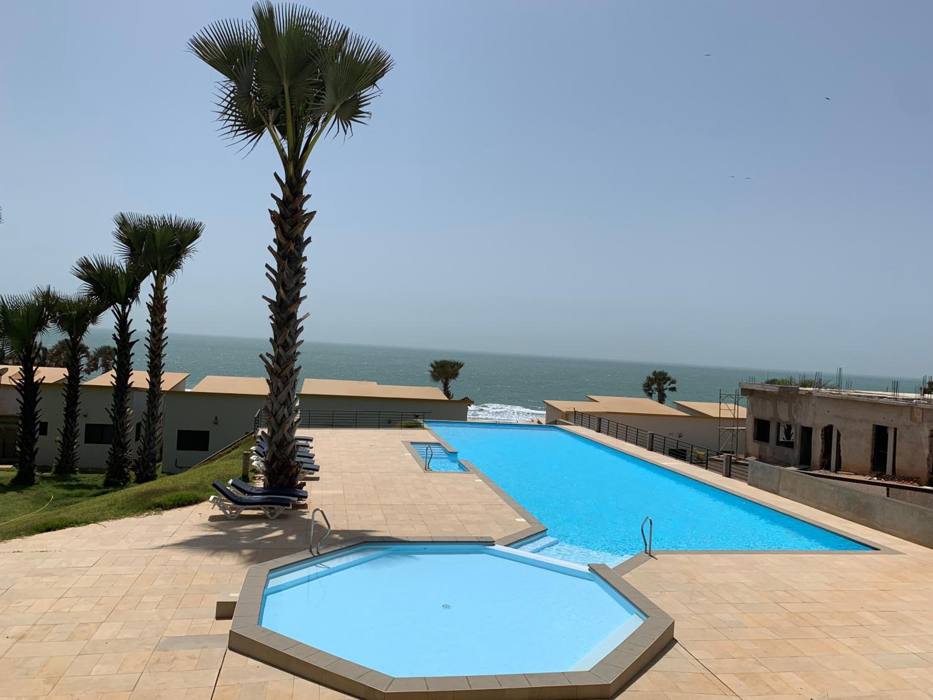 WATERFRONT FLAT