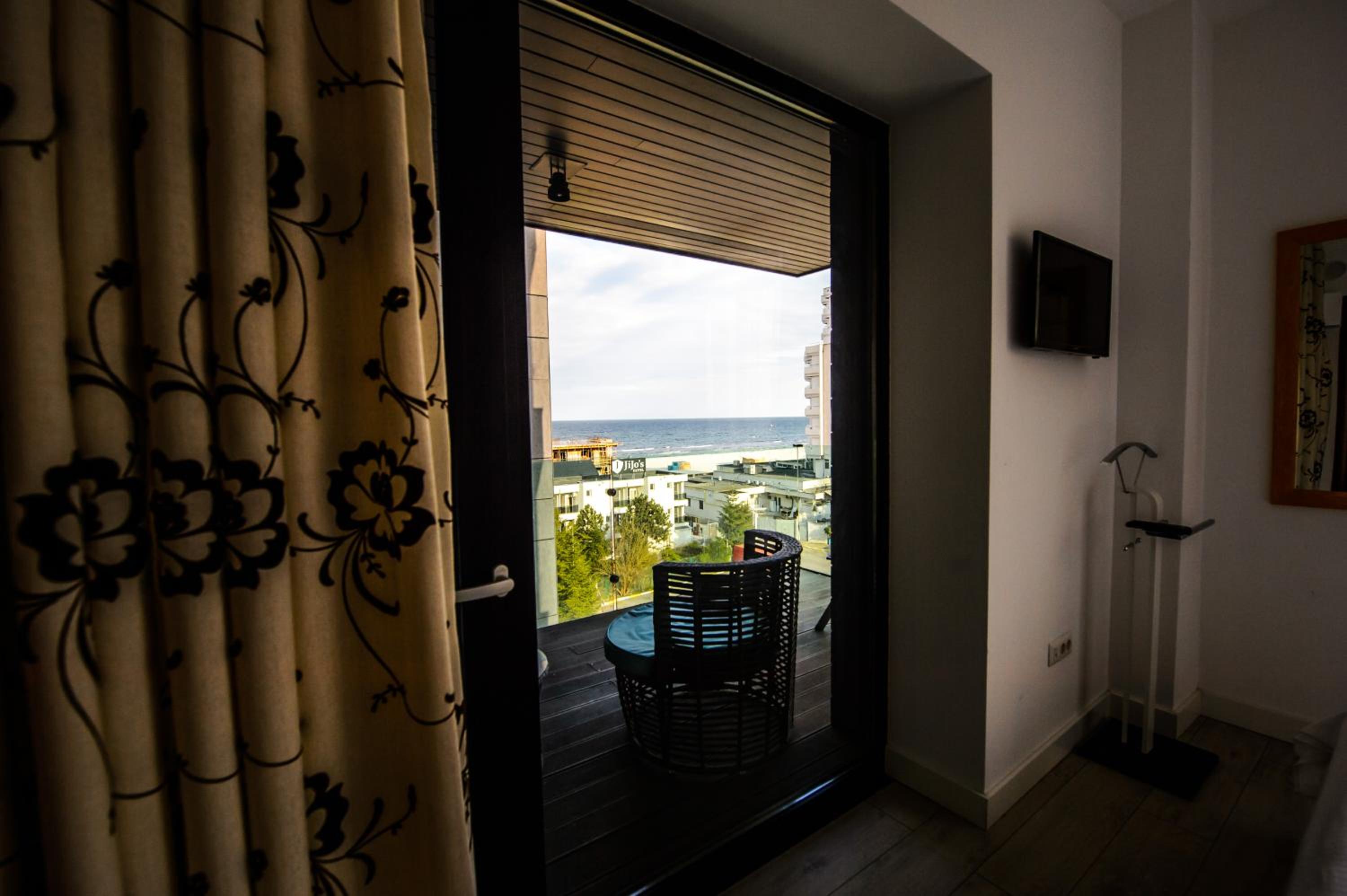 Blue Bike Seaview Apartment & Penthouse