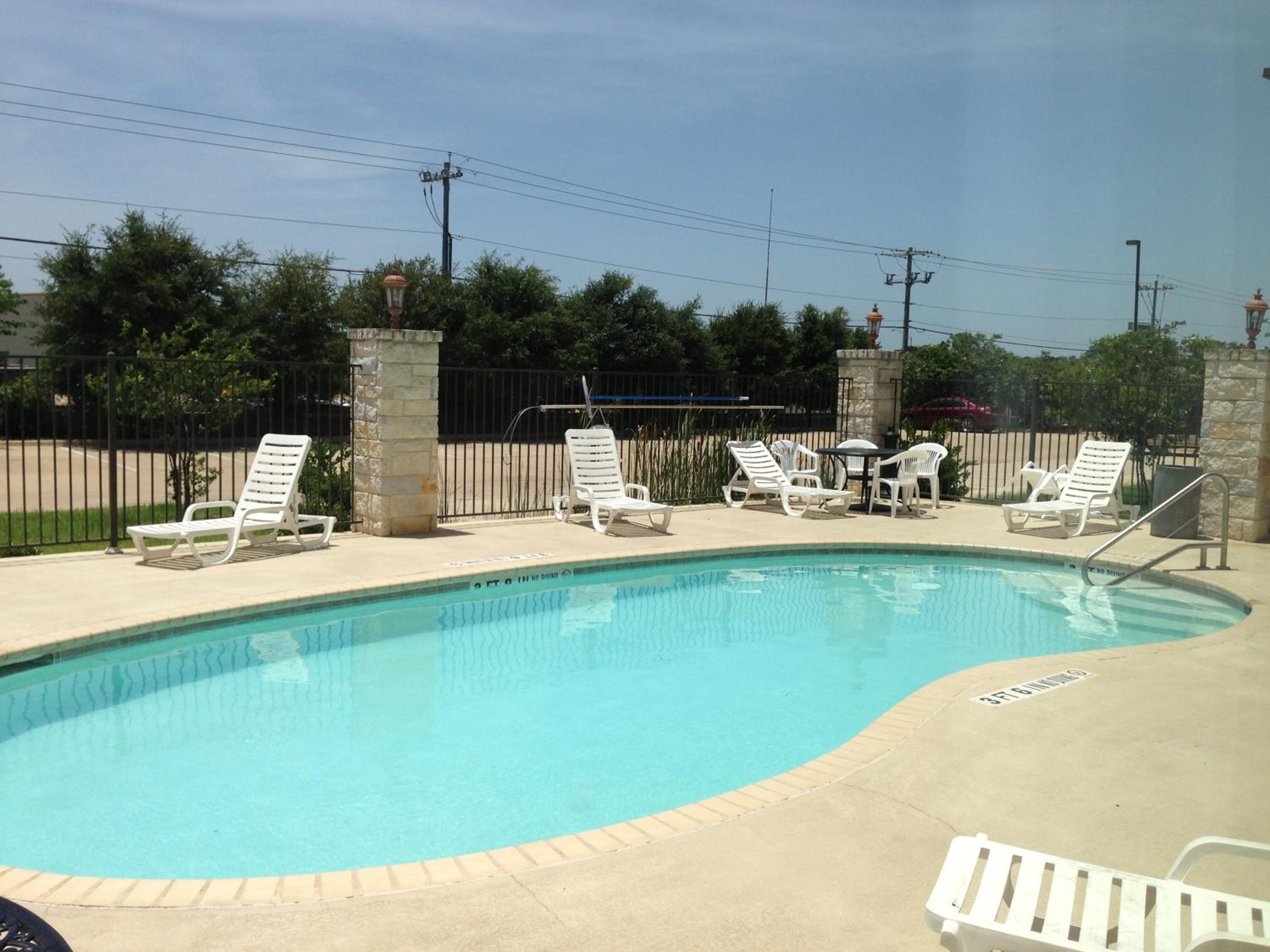 Wingate by Wyndham College Station South view 2
