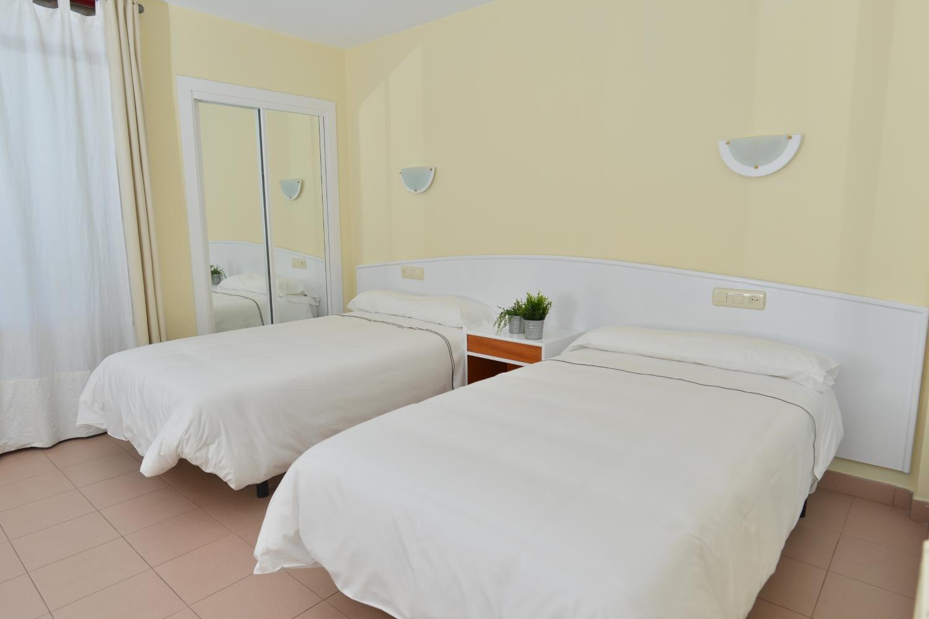 Apartamentos Marina