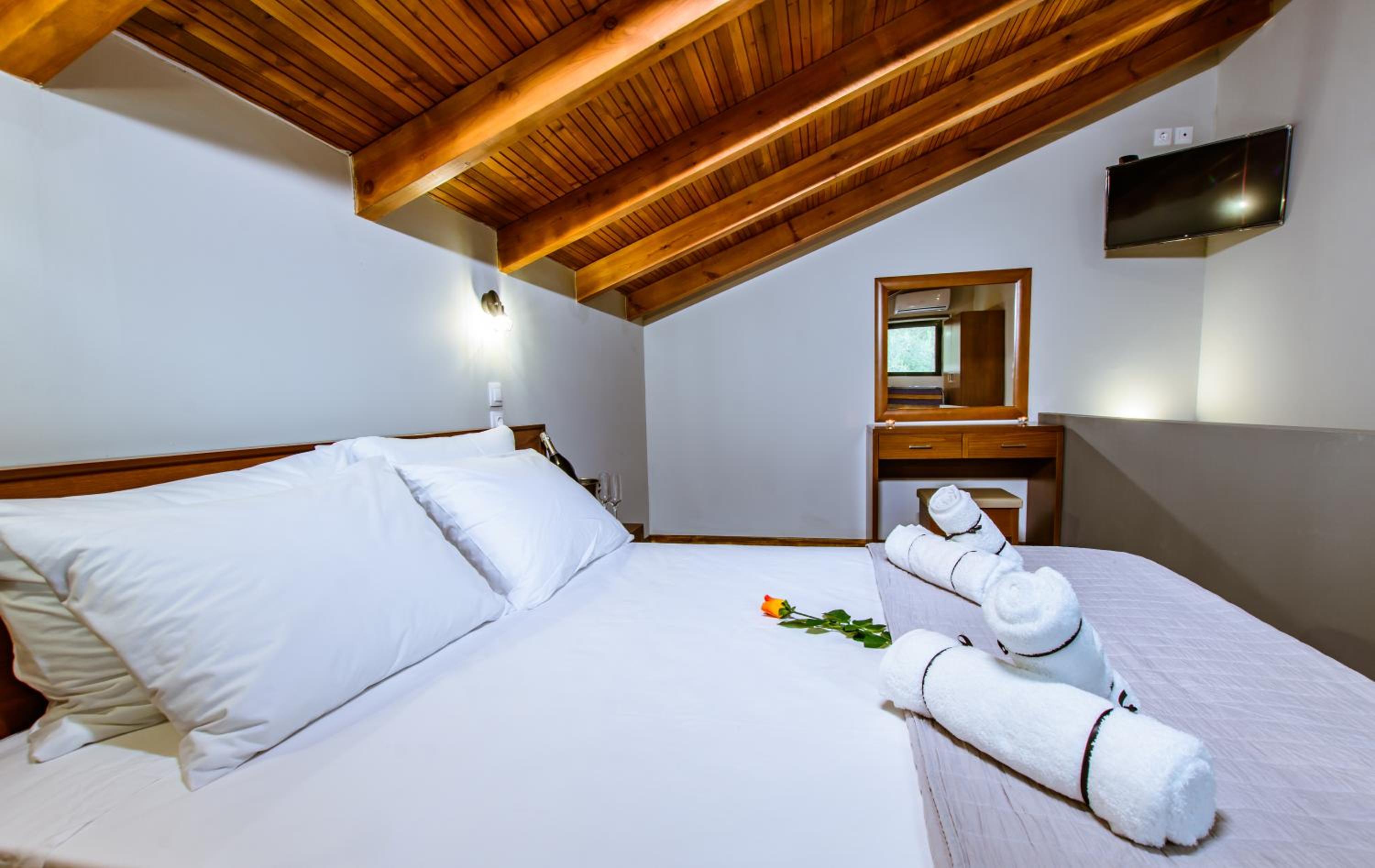Ellafos Traditional Living-Elafonisi Couples Retreat