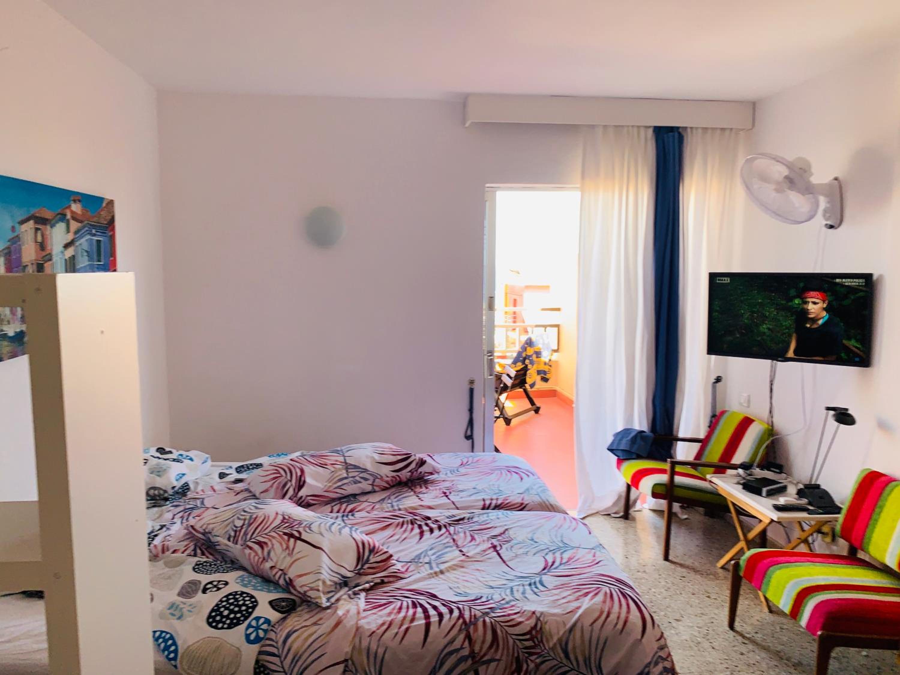 Estudio Ático Sol y Playa piscina