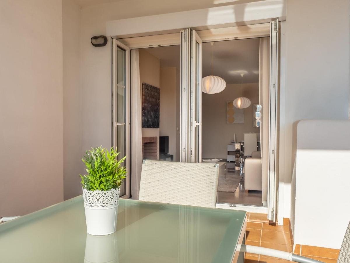 2270-Amazing new 2 bedrooms with furnished terrace view 3