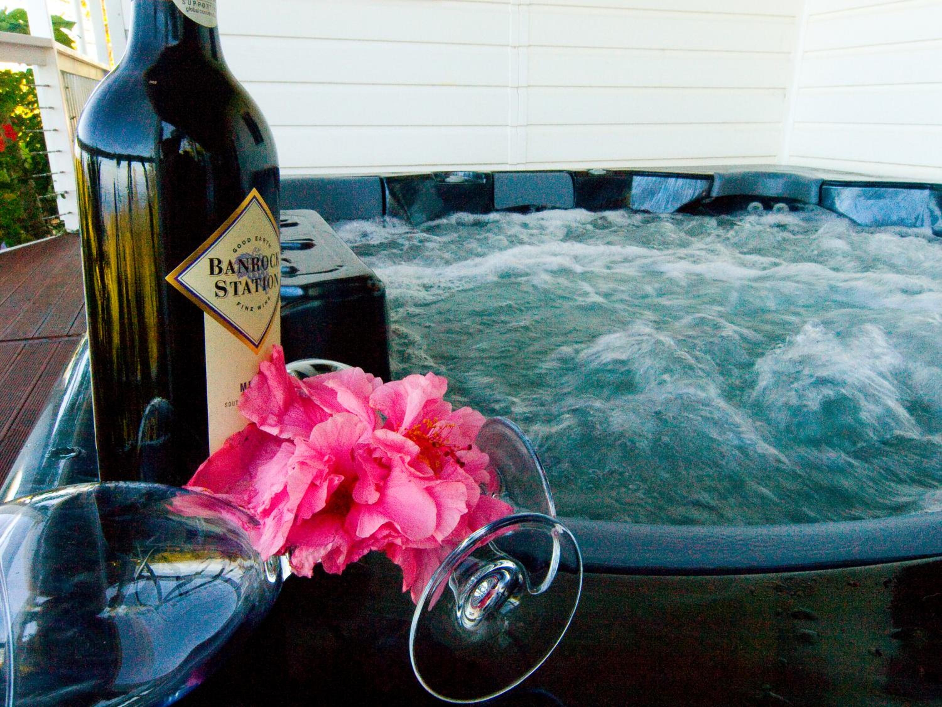 White House Ocean View Spa Villa