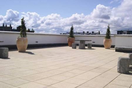 Photo 33