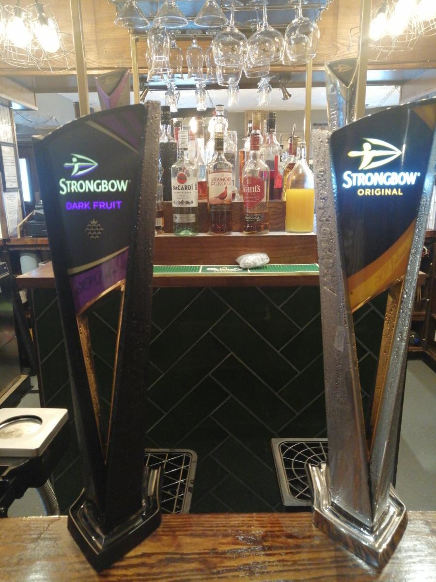 bar
