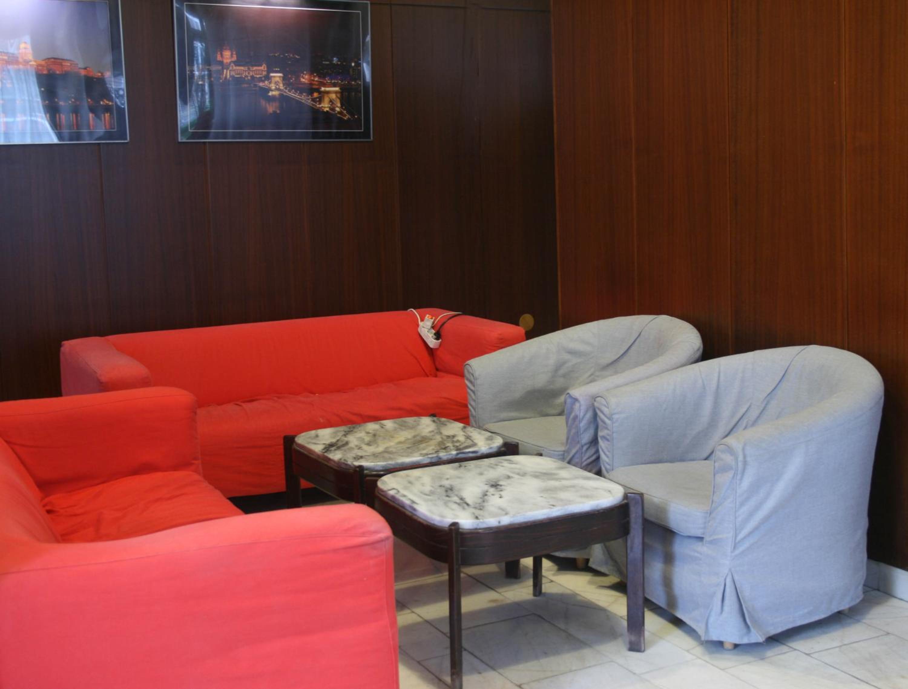 lounge