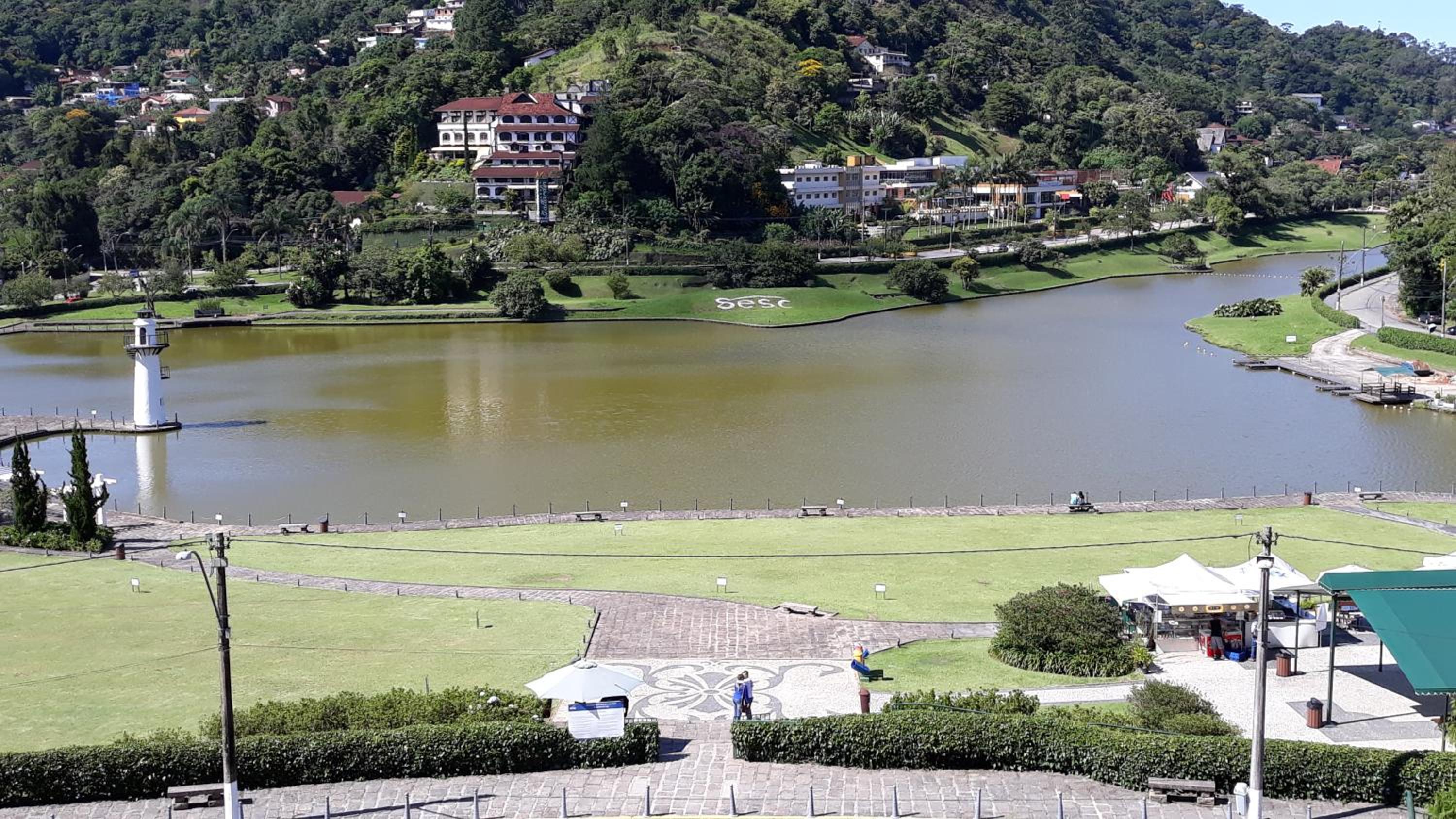 Palácio Quitandinha Espetacular Apartamento com Vista para o Lago