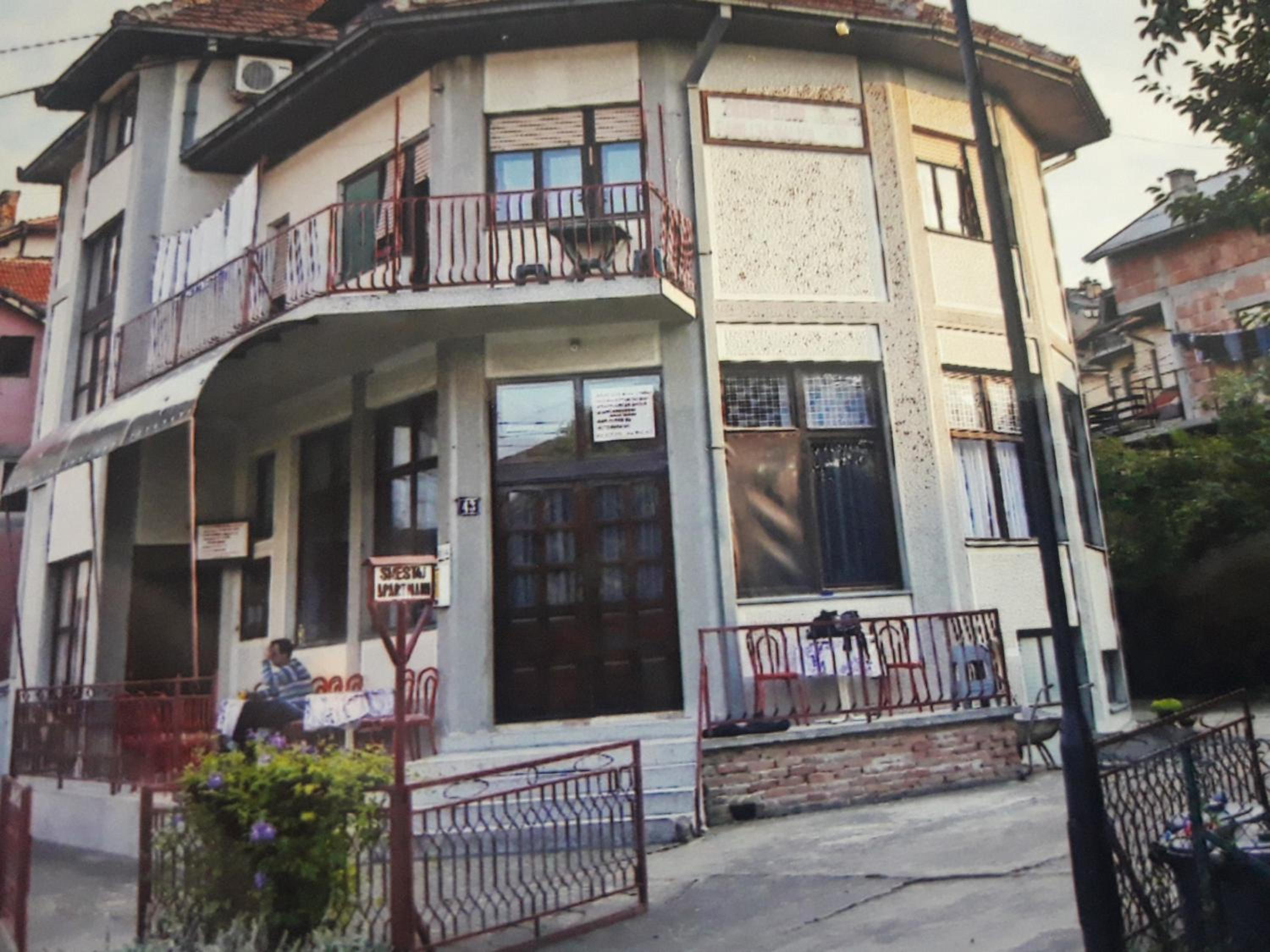Photo 12