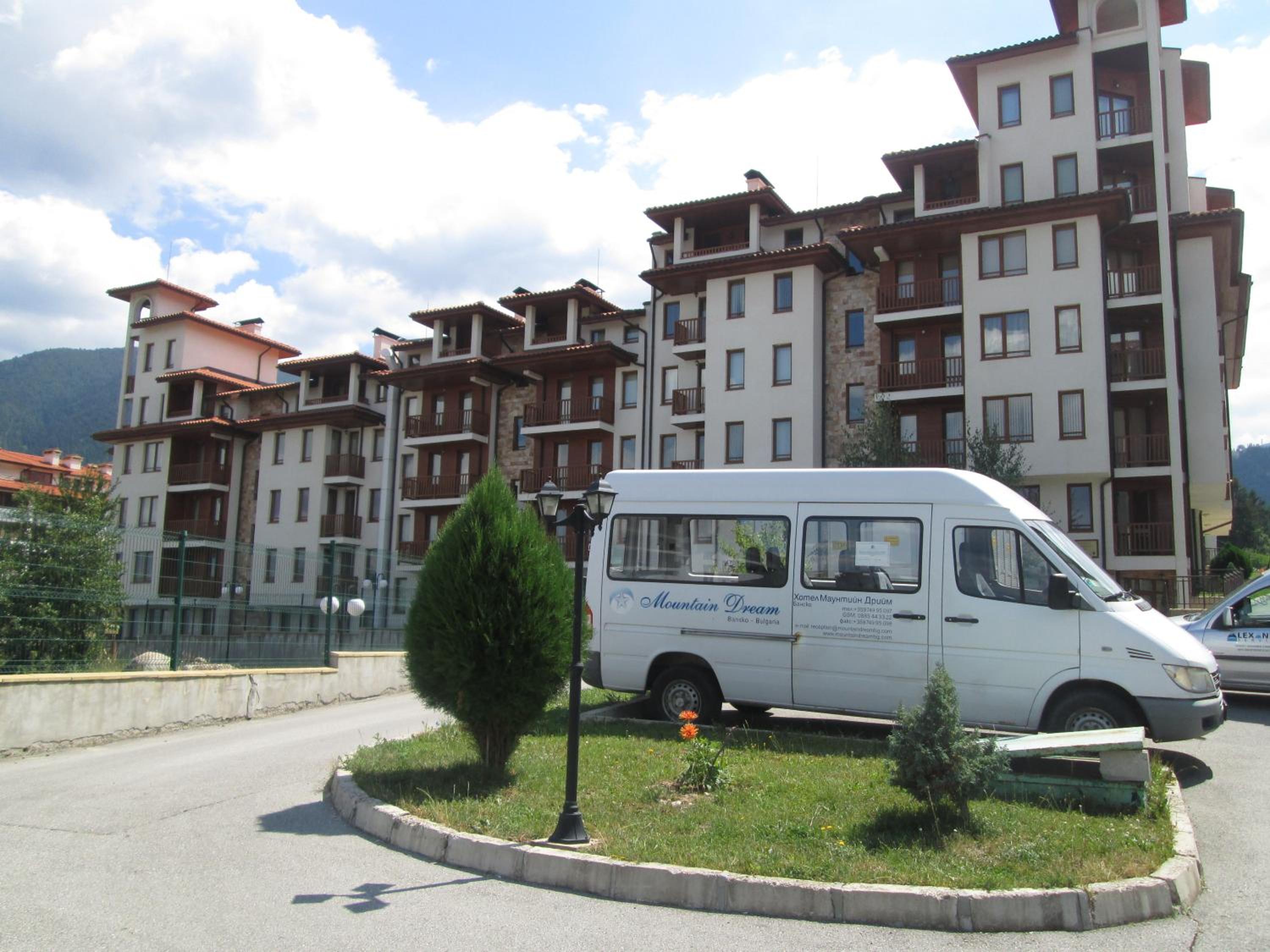 MD Alexander Services Apartments