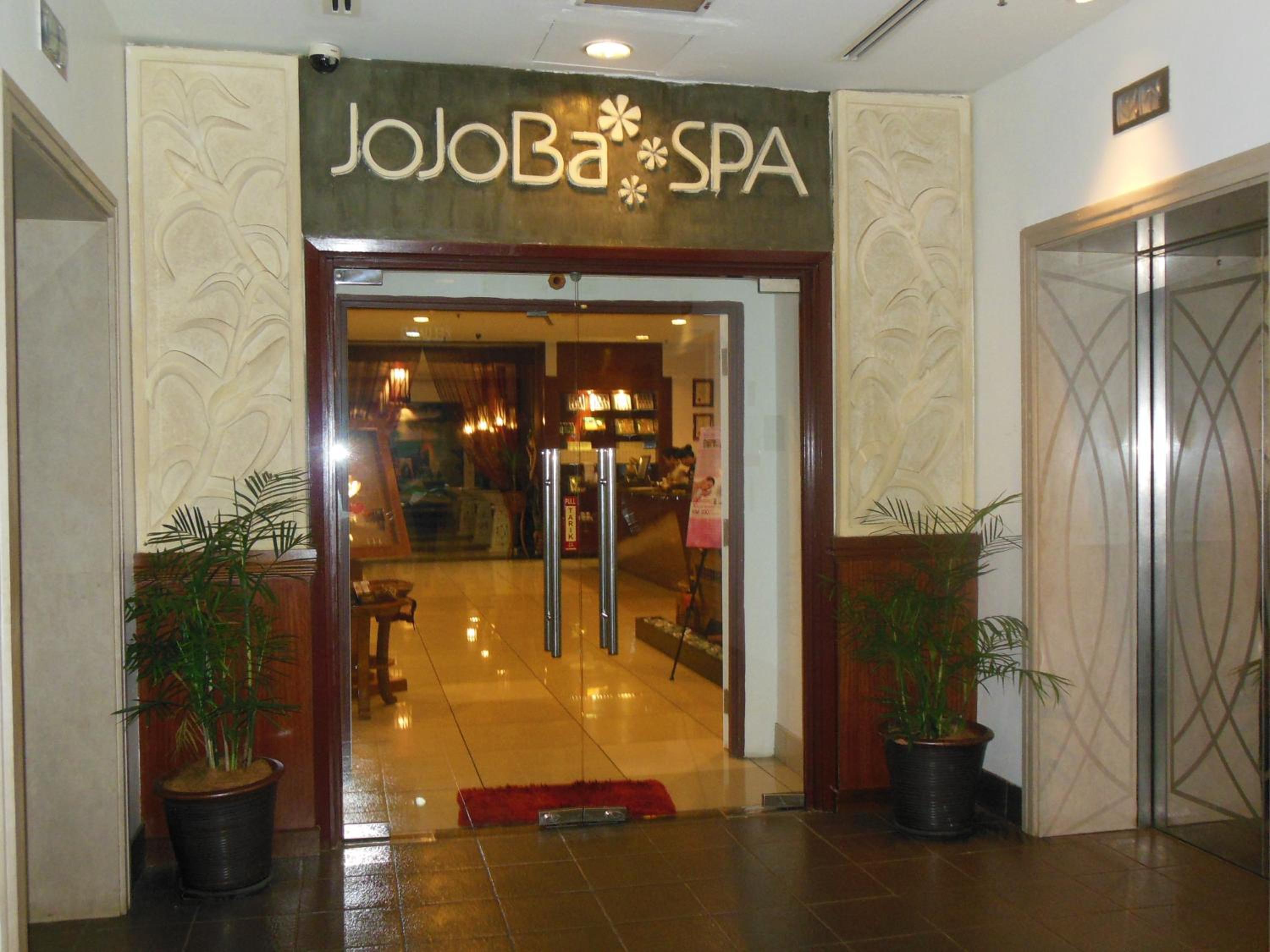 Serviced Apartments at Times Square Kuala Lumpur by Robinsons
