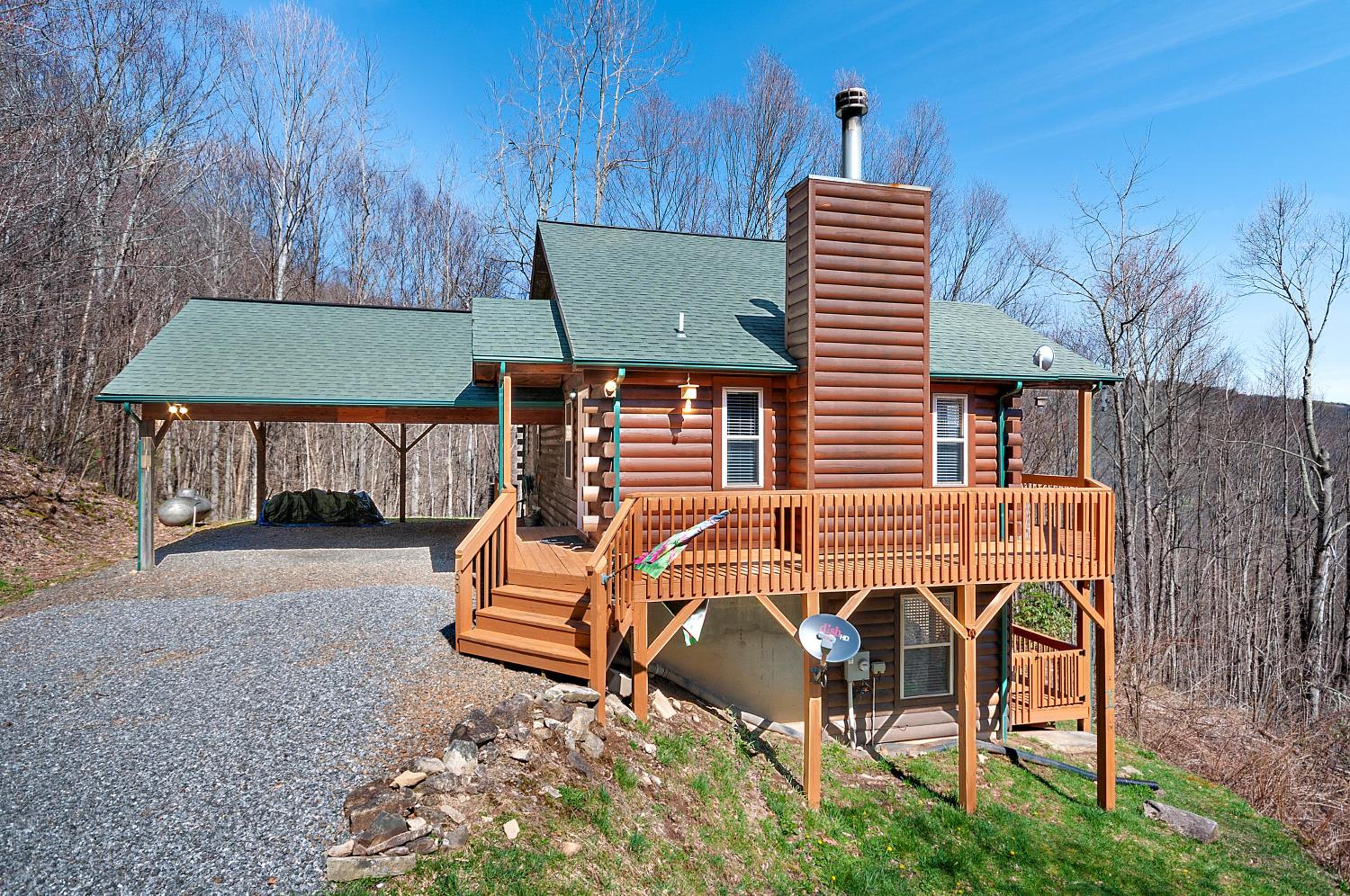 Ridgeview Cabin view 2
