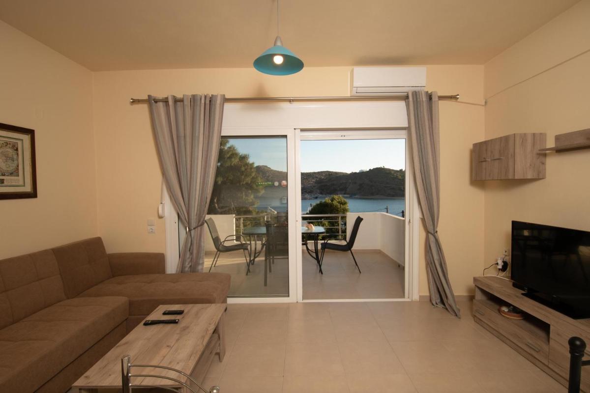 Seaside Apartment-George photo 5