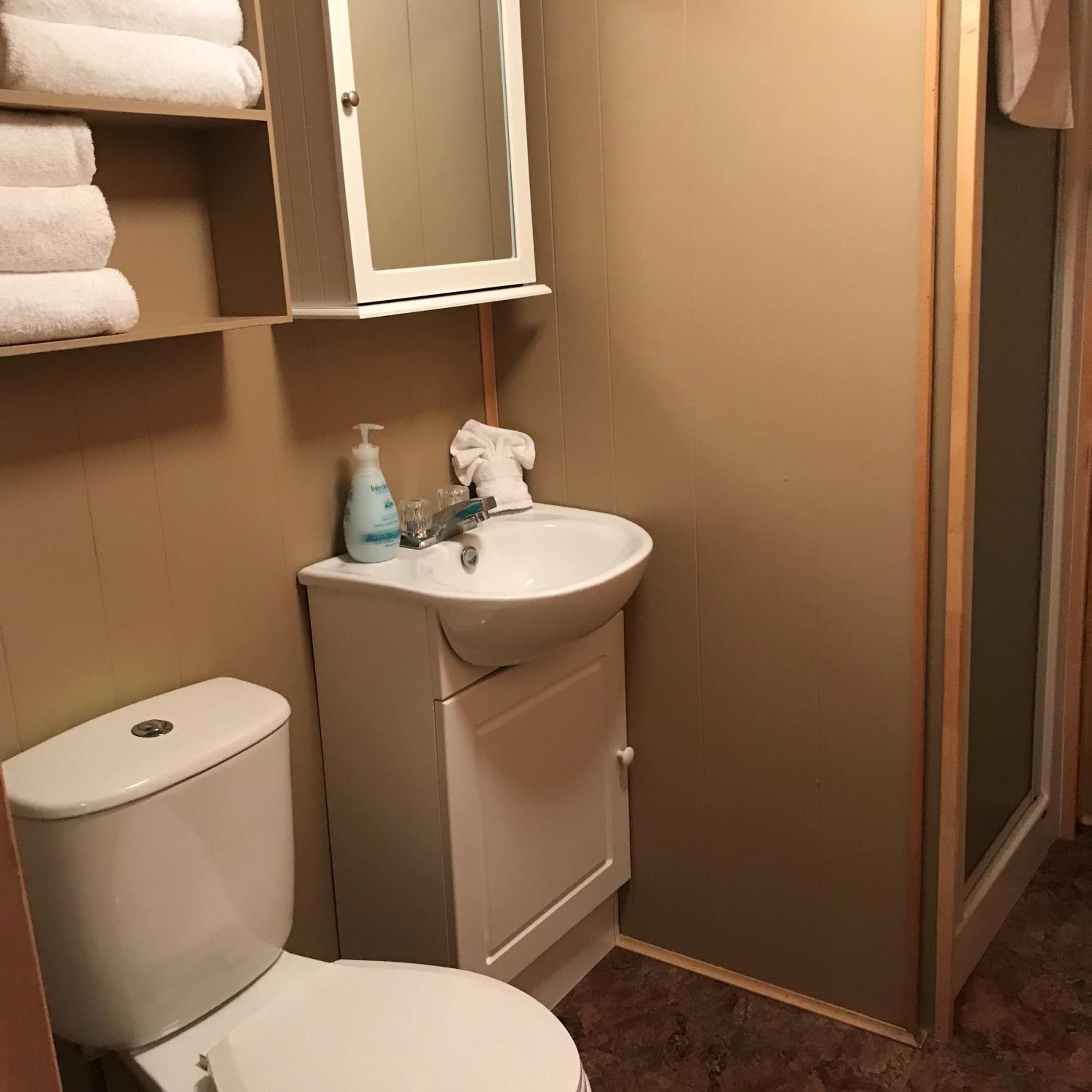 Cloverleaf Cottages