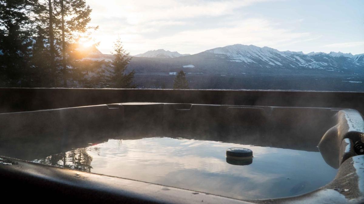 Golden Vacations - Cedar House Restaurant  Chalets - Property Image 61