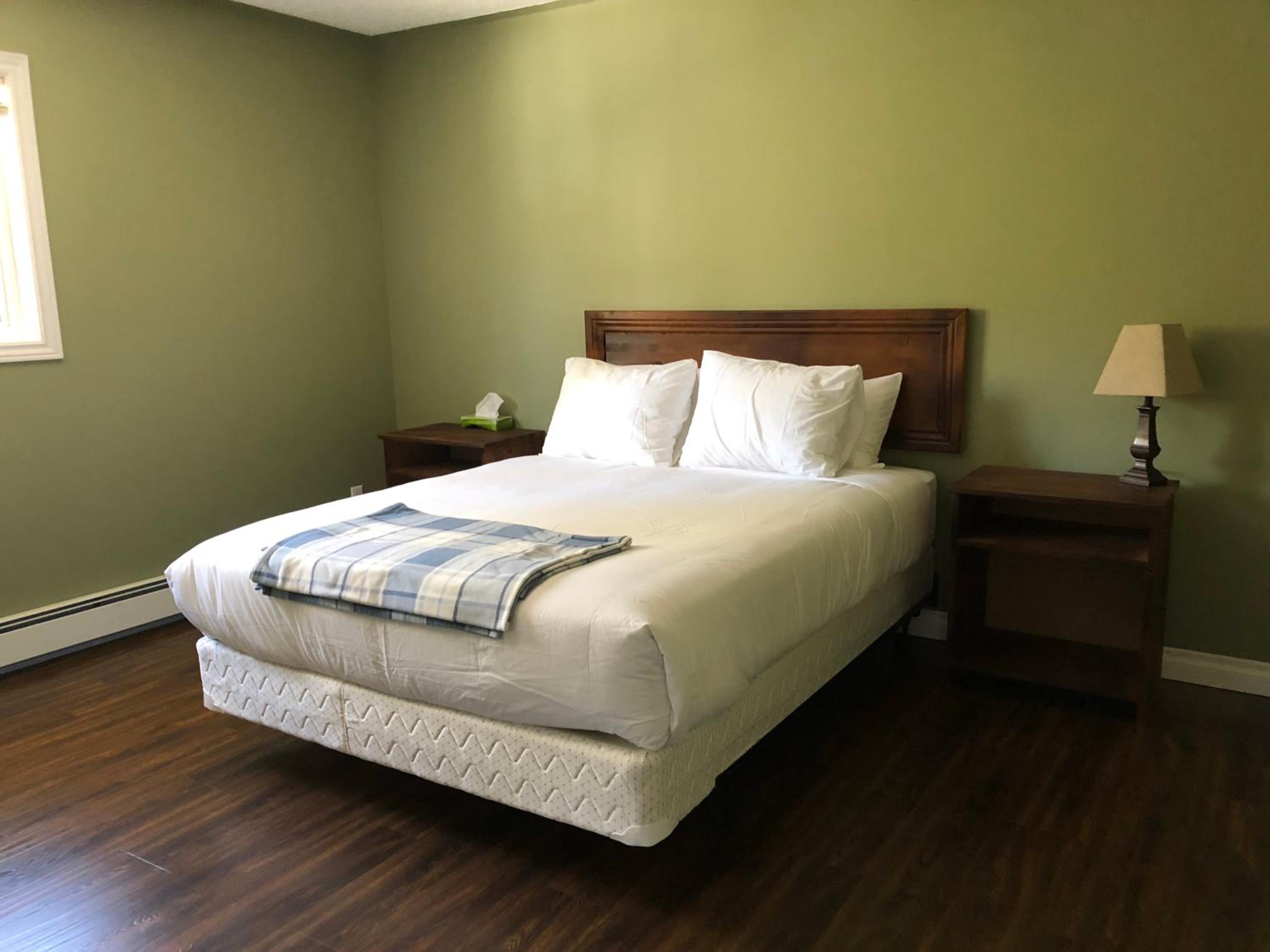 Escarpment Heights Motel