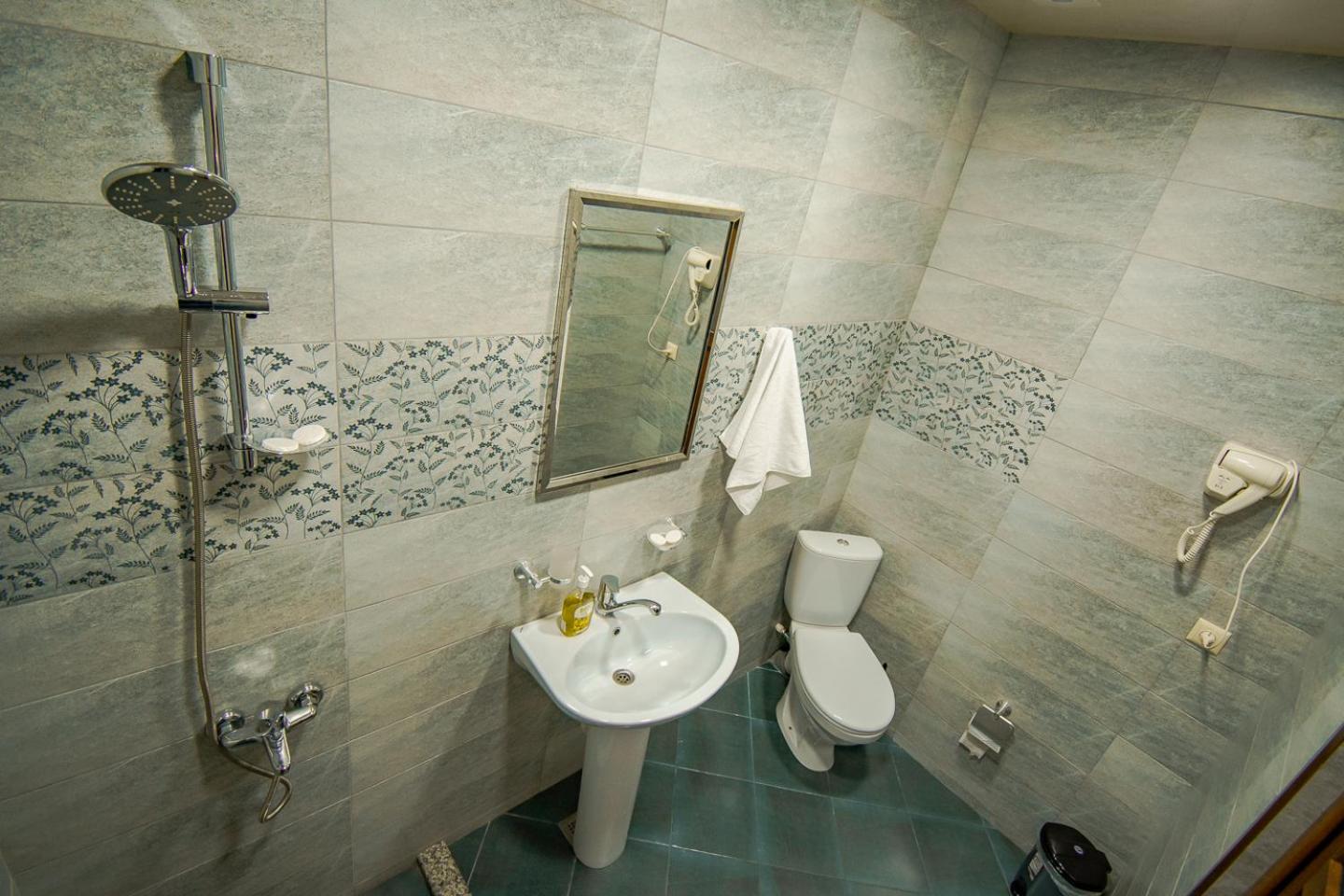 Photo 17