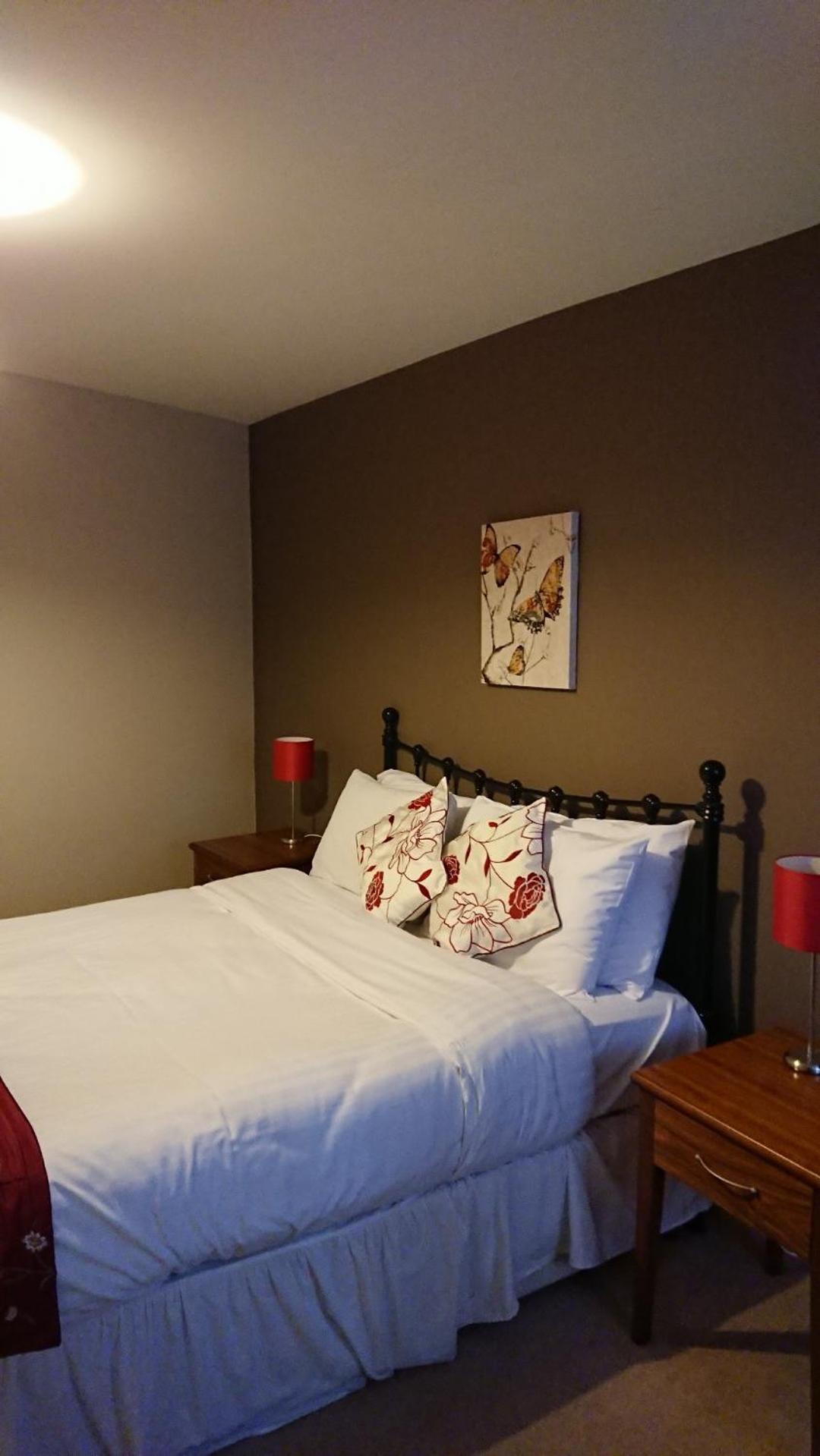 Victoria Cloisters Apartments view 4