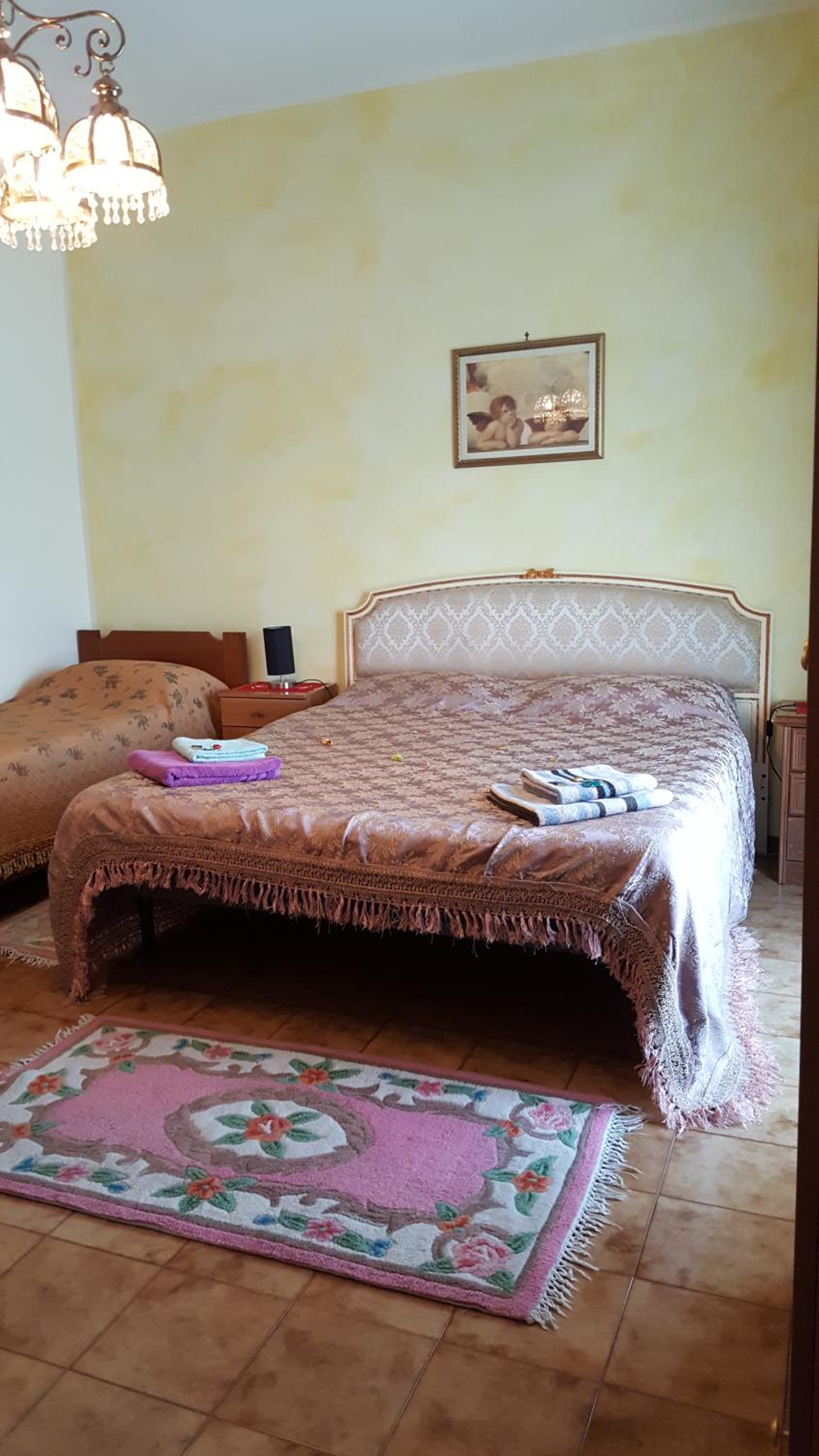 B&B United States of Europe view 4
