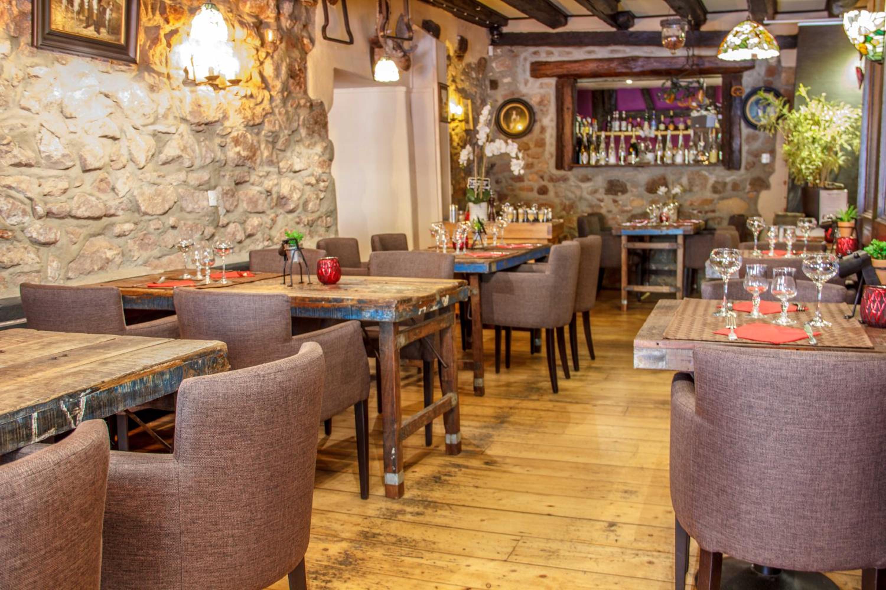 restaurant