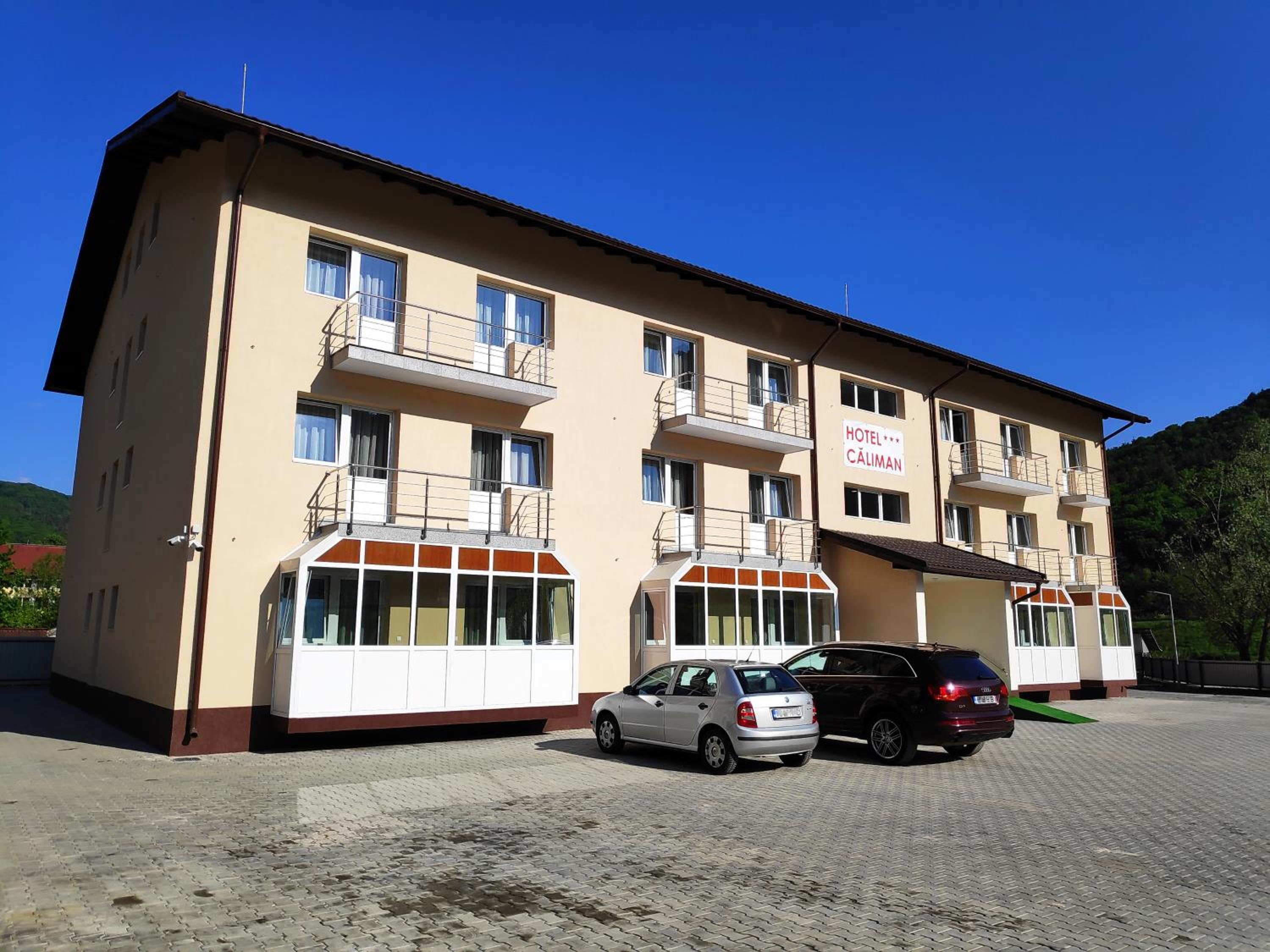 Hostel Caliman